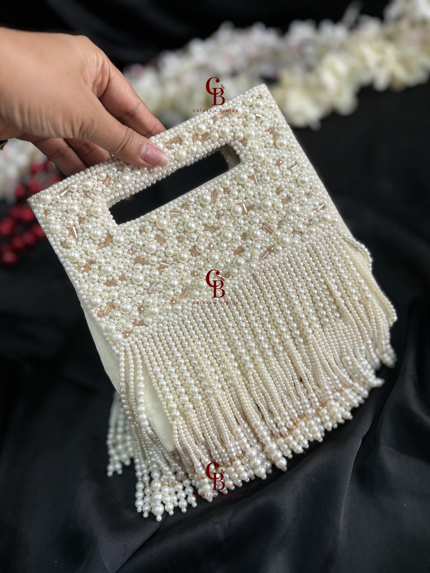 Mahira Pearl Clutch
