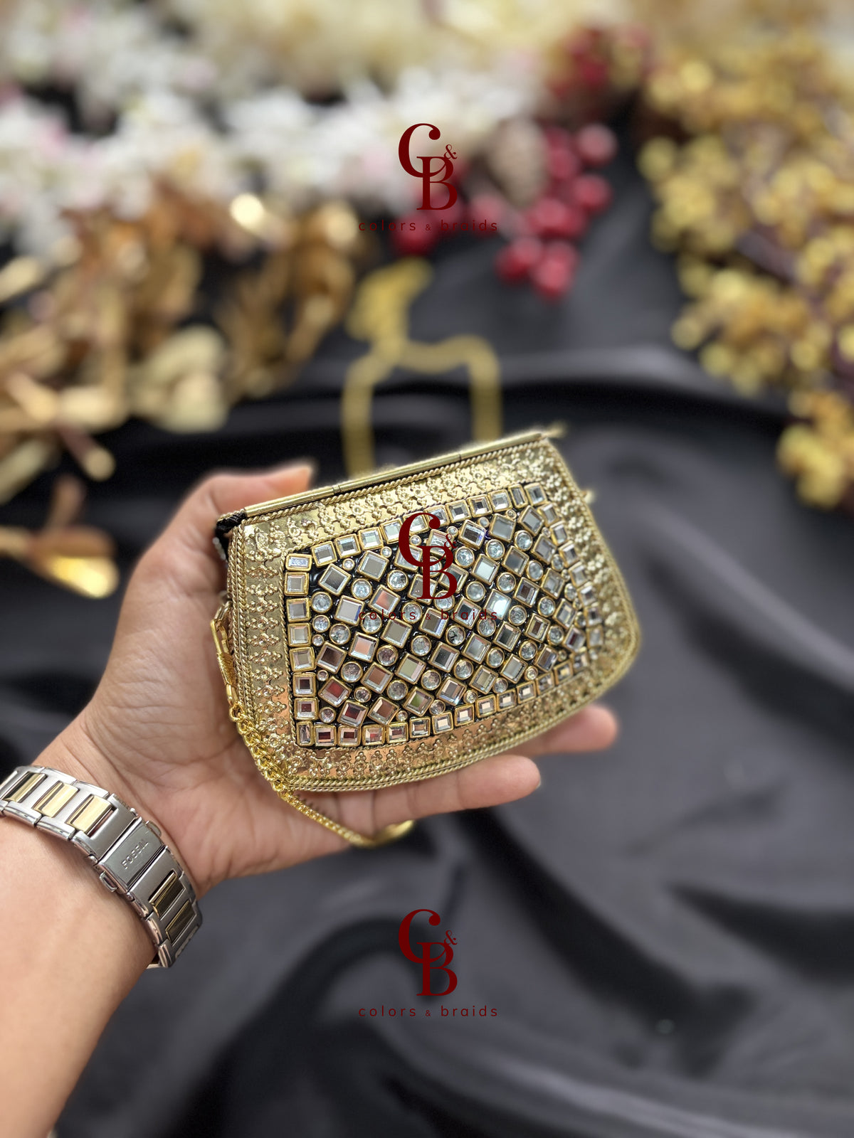 Roohi Emerald Kundan Metal Clutch