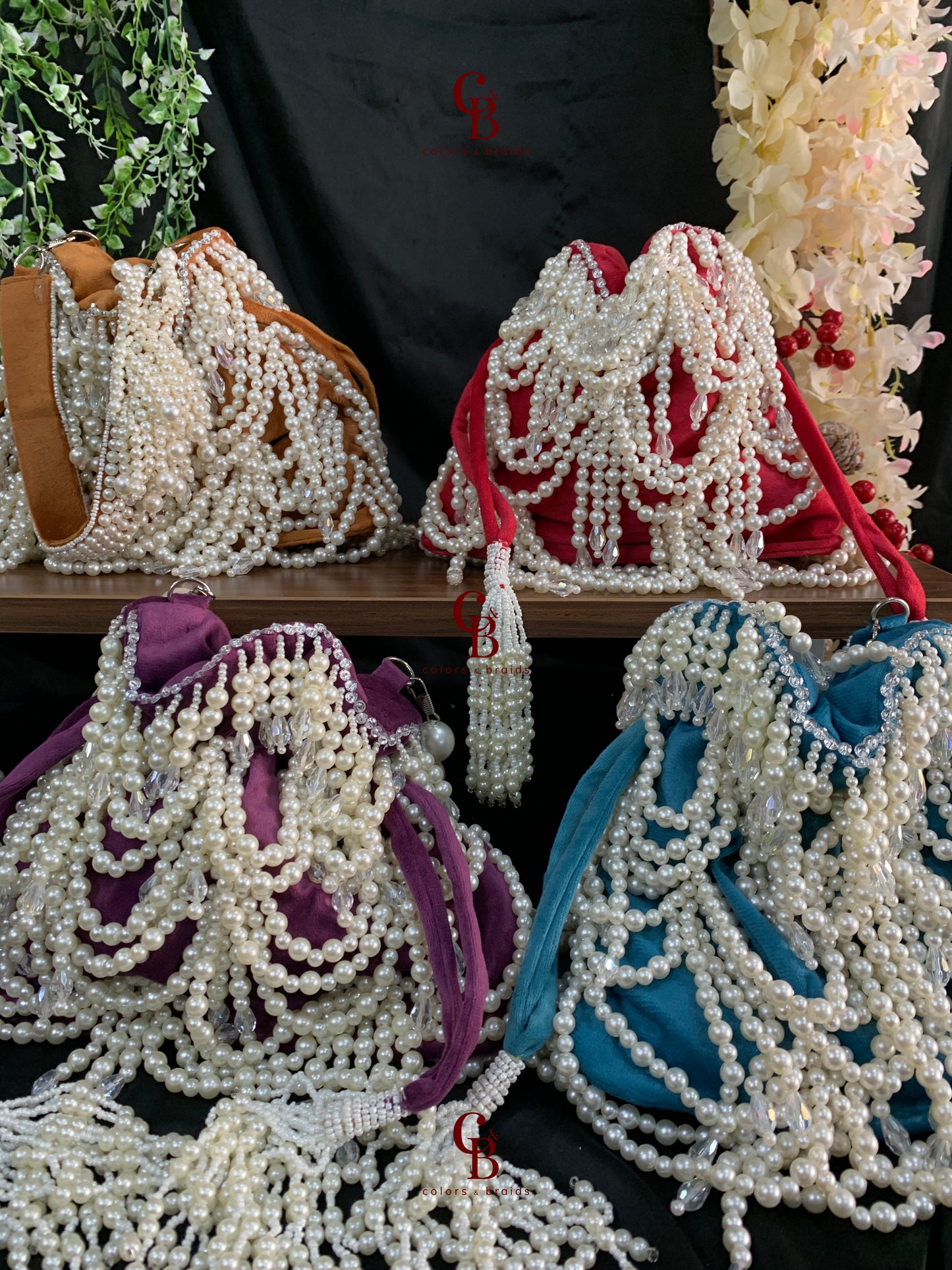 Pearl fiesta potli