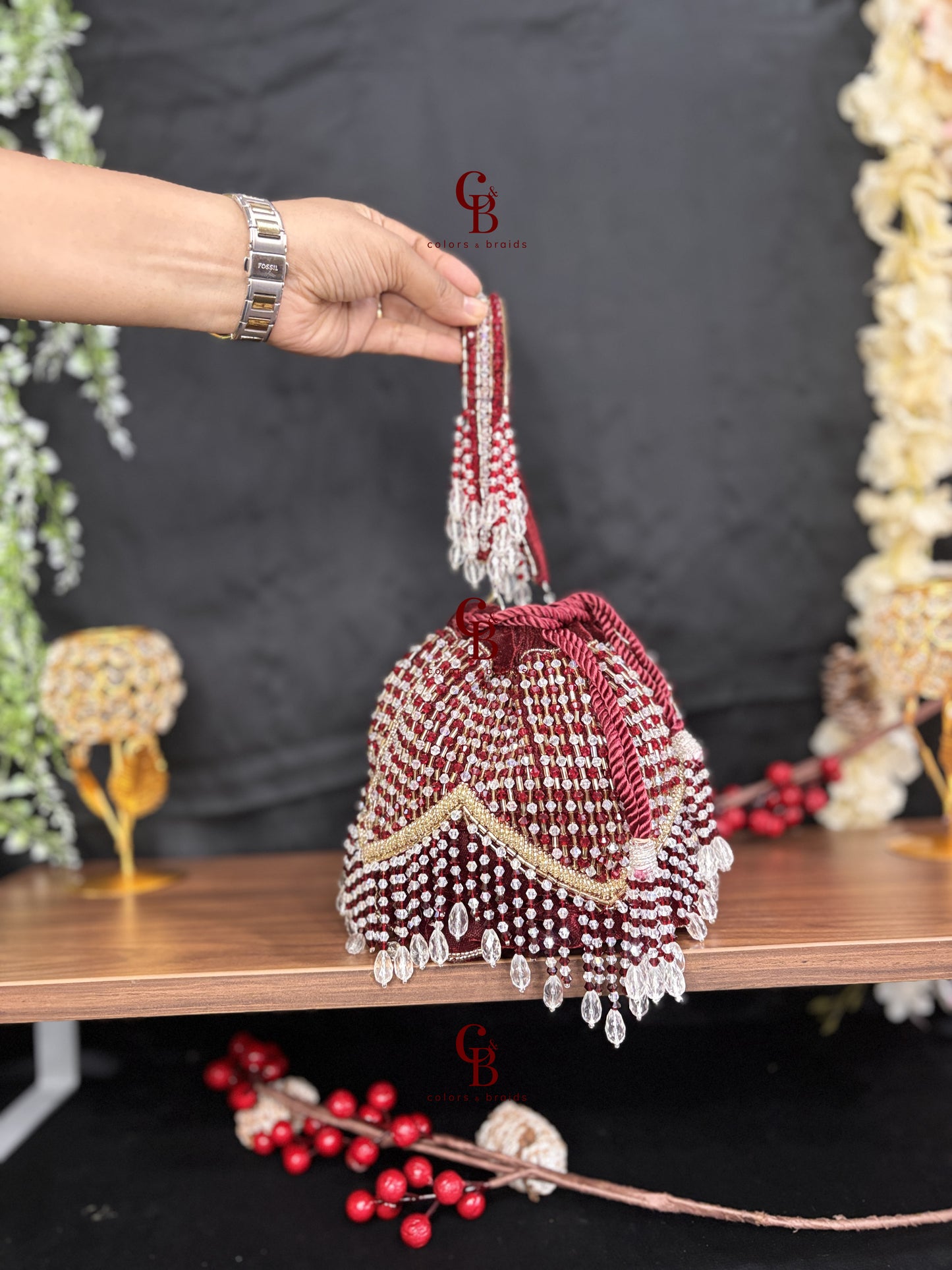 V Crystal Diamond Round Potli