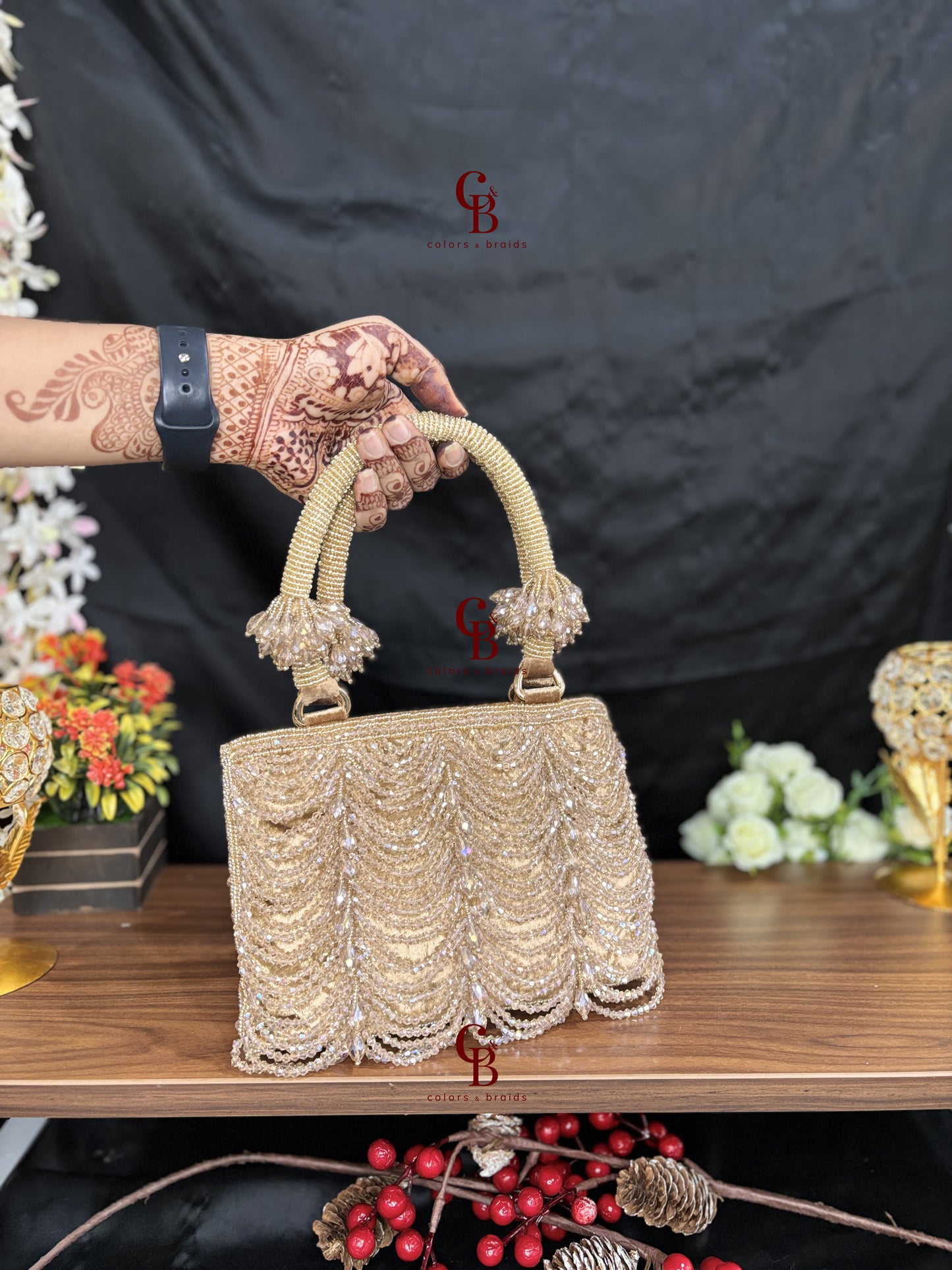 Mala Crystal Zip Potli