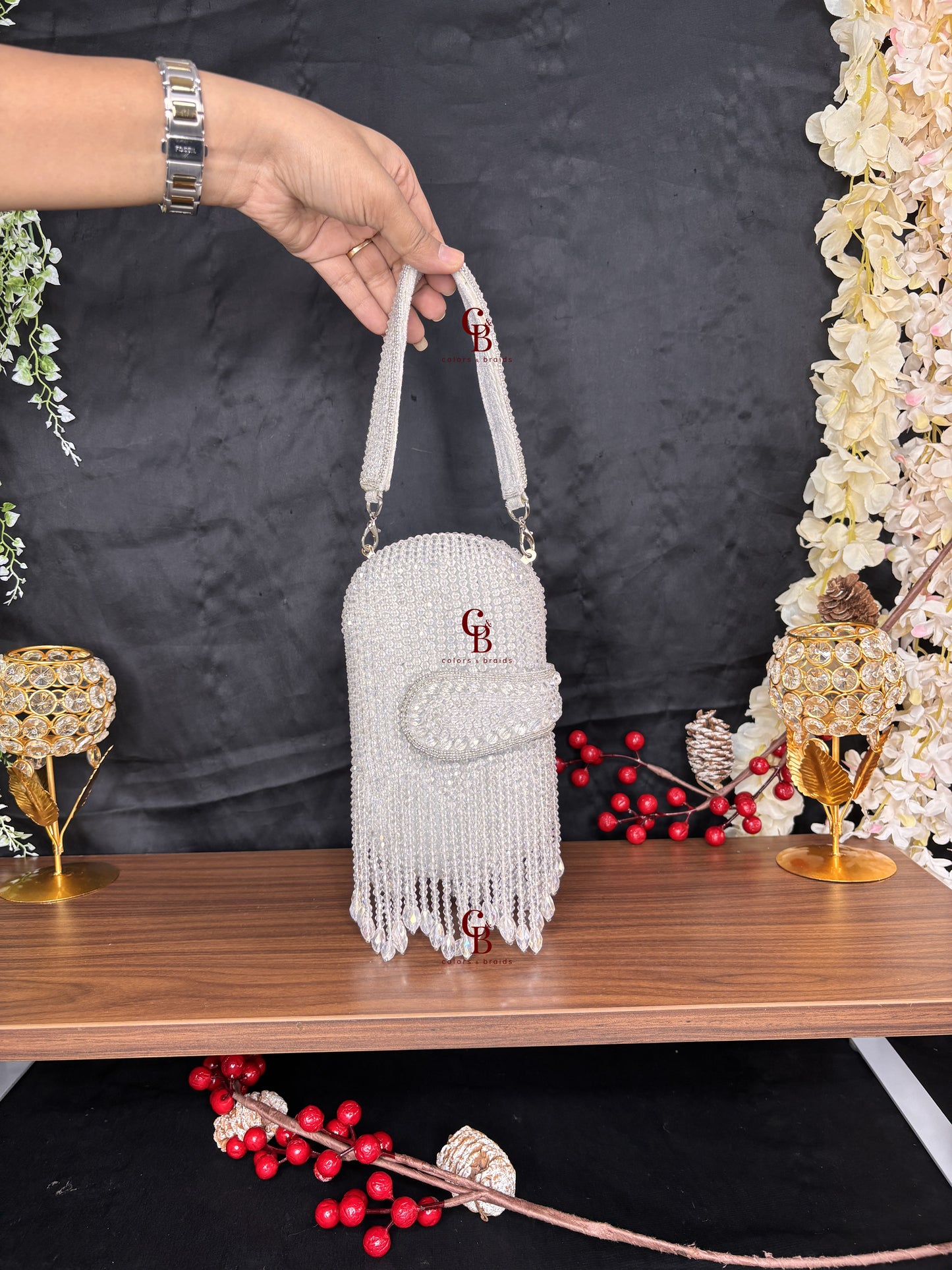 All over Crystal Droplets Mobile Clutch
