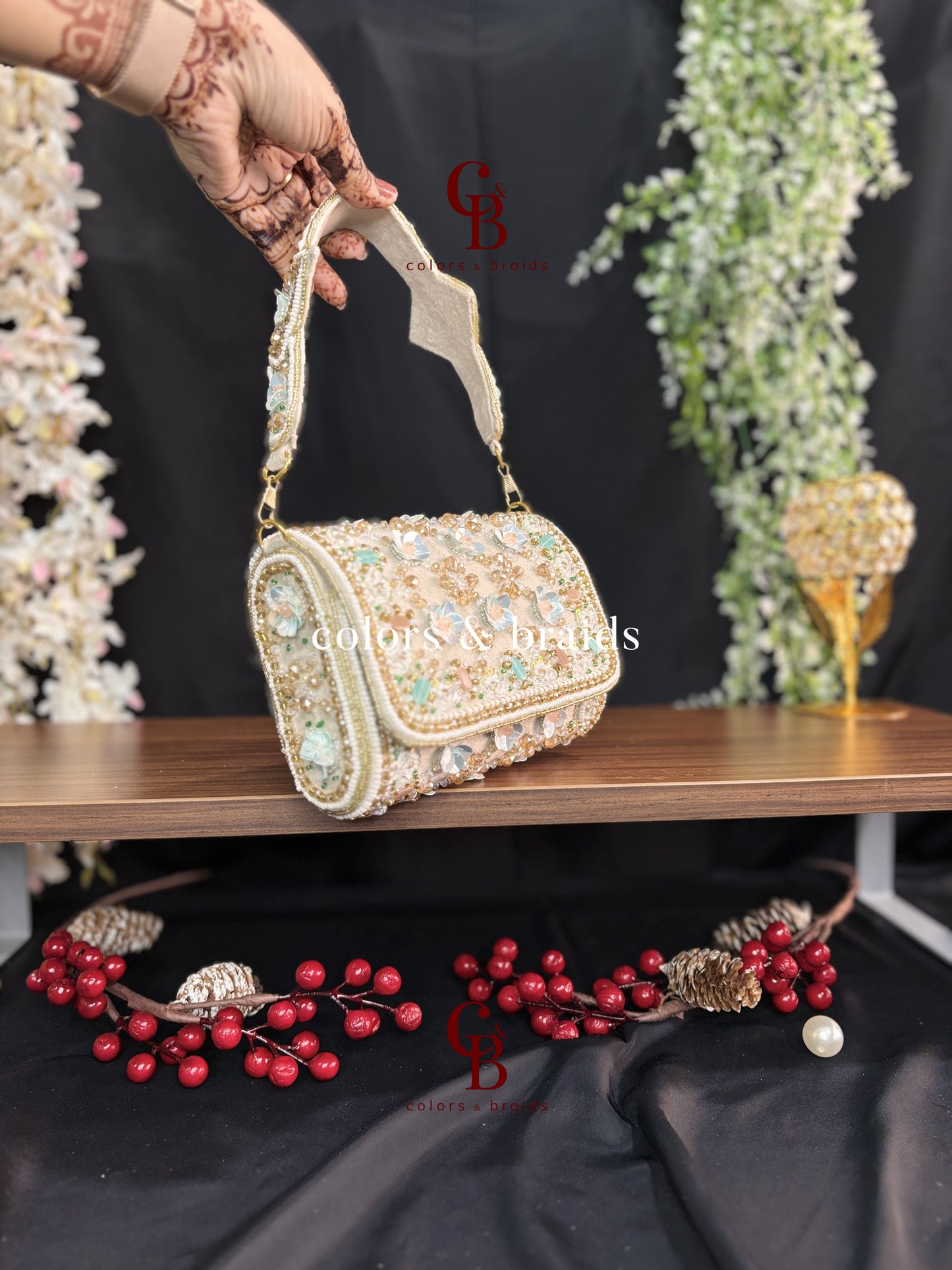 Vihana Flap Clutch