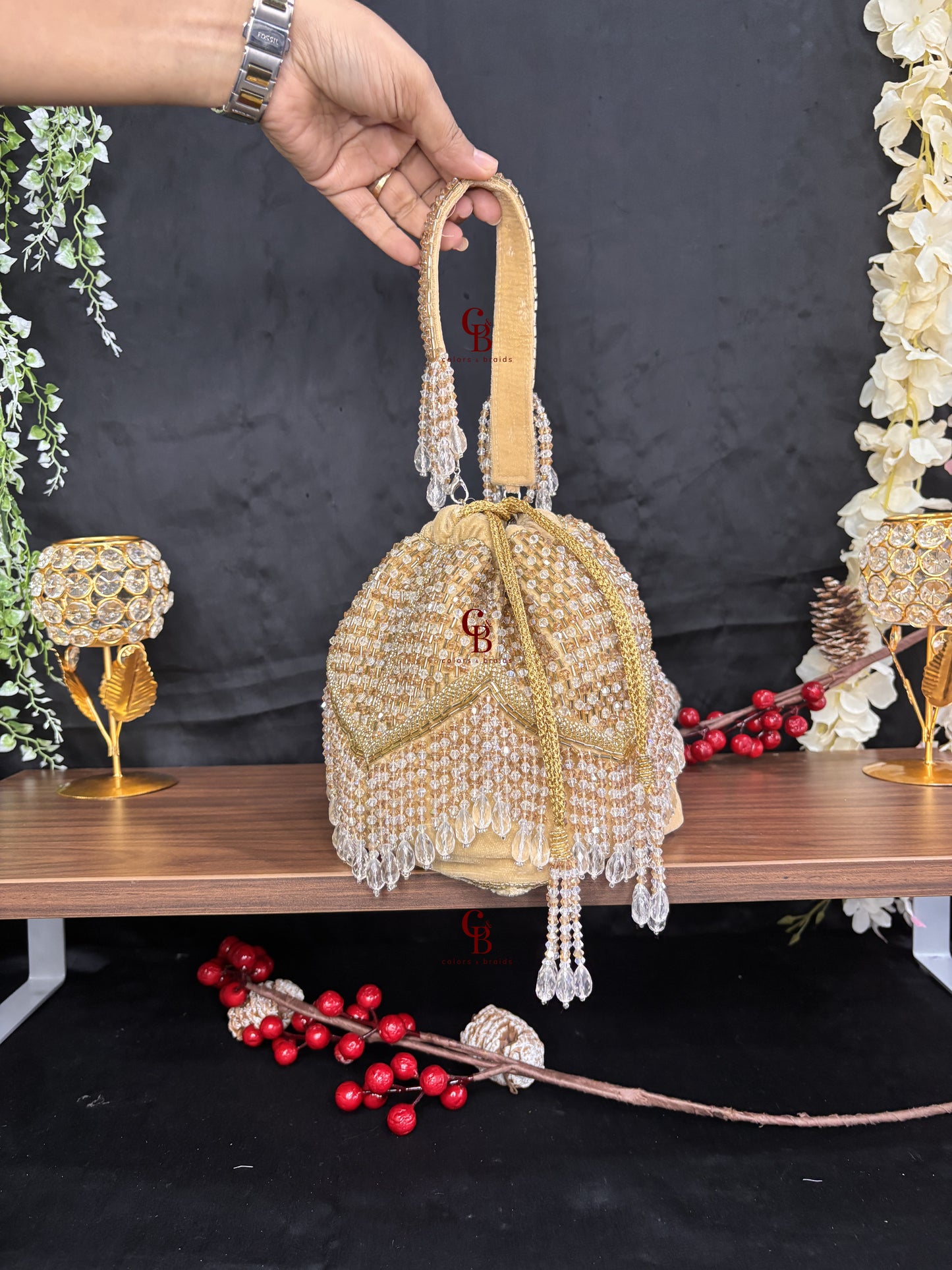 V Crystal Diamond Round Potli