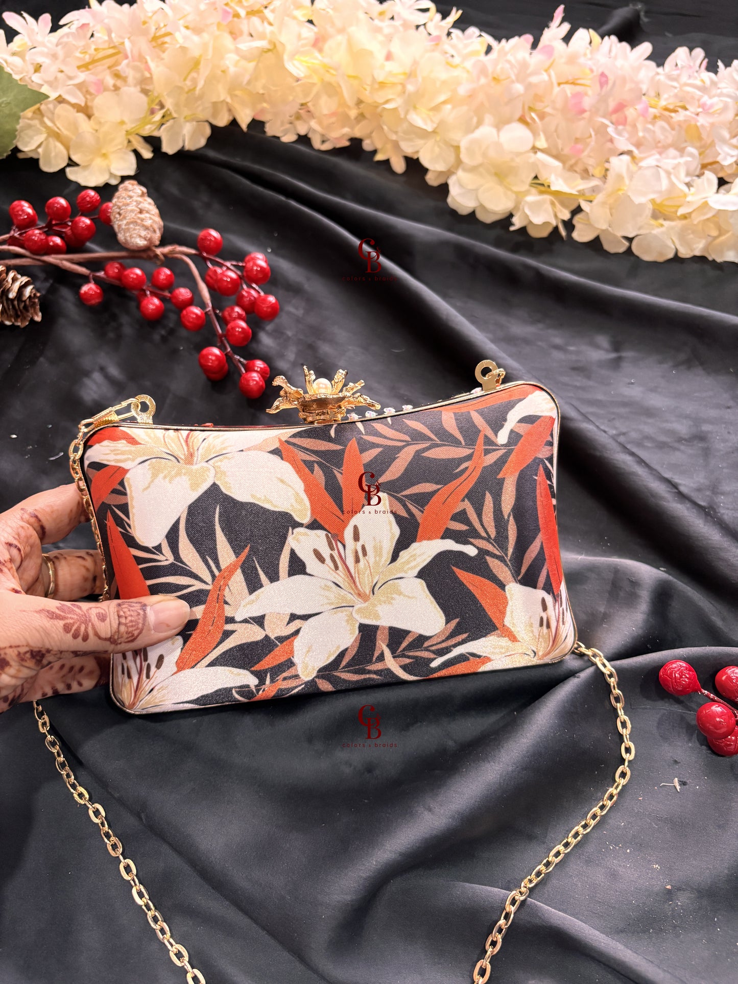 Black Petals clutch