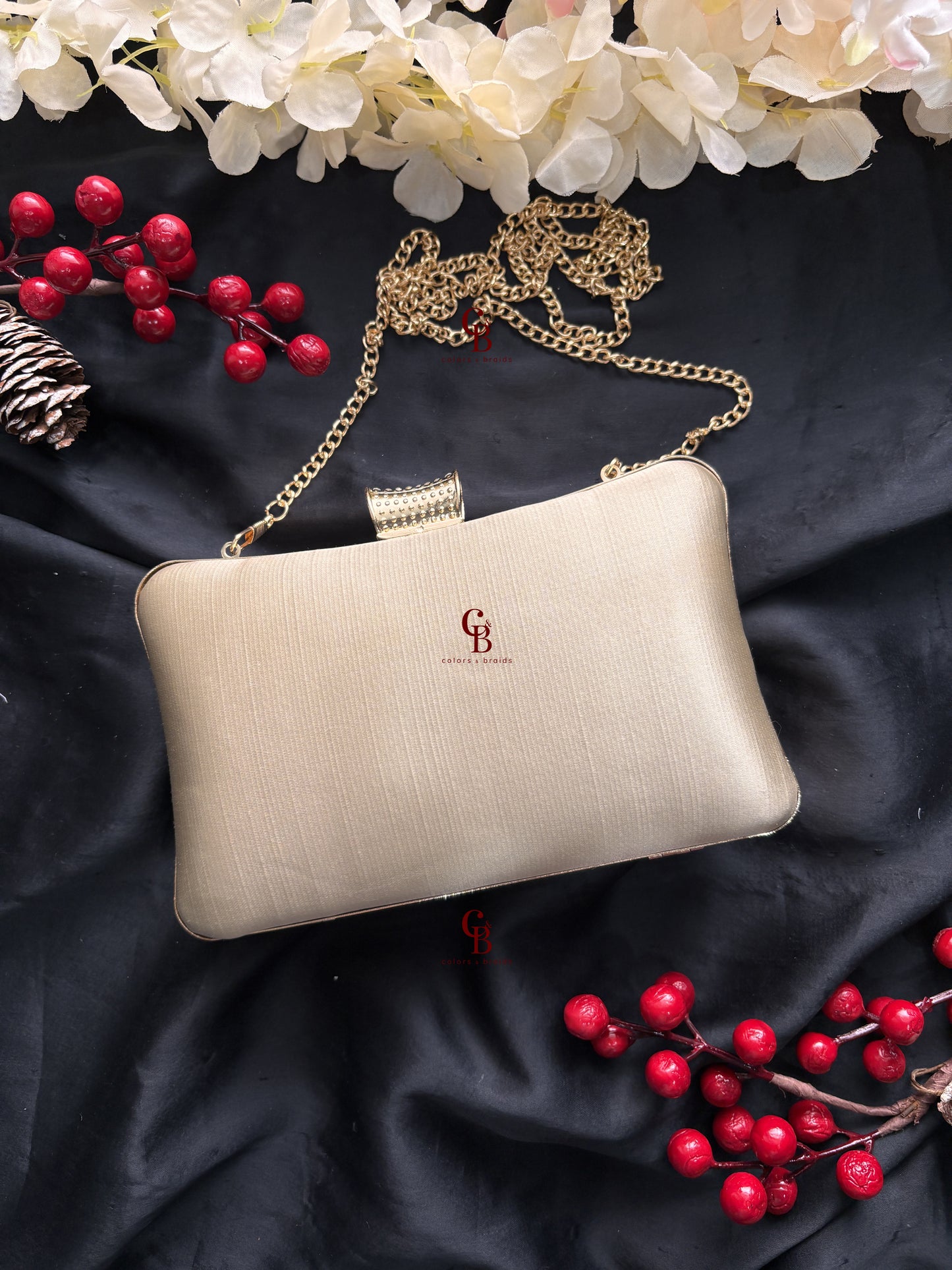 Zahra clutch