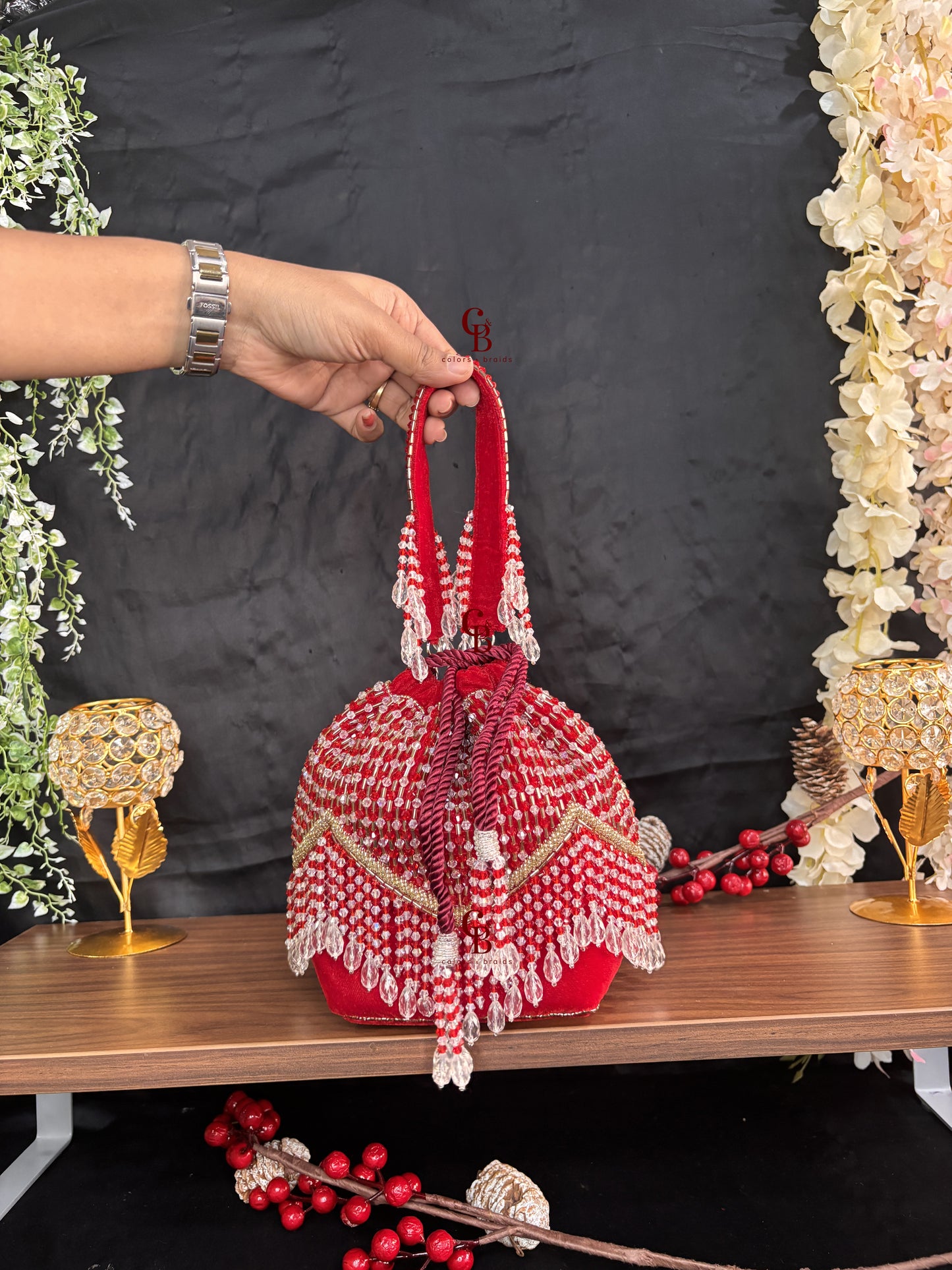 V Crystal Diamond Round Potli