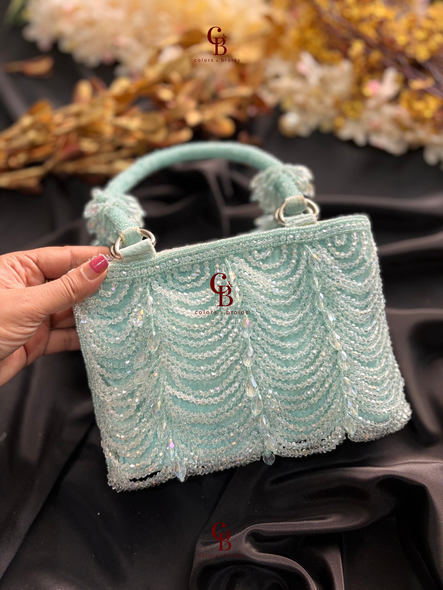 Mala Crystal Zip Potli
