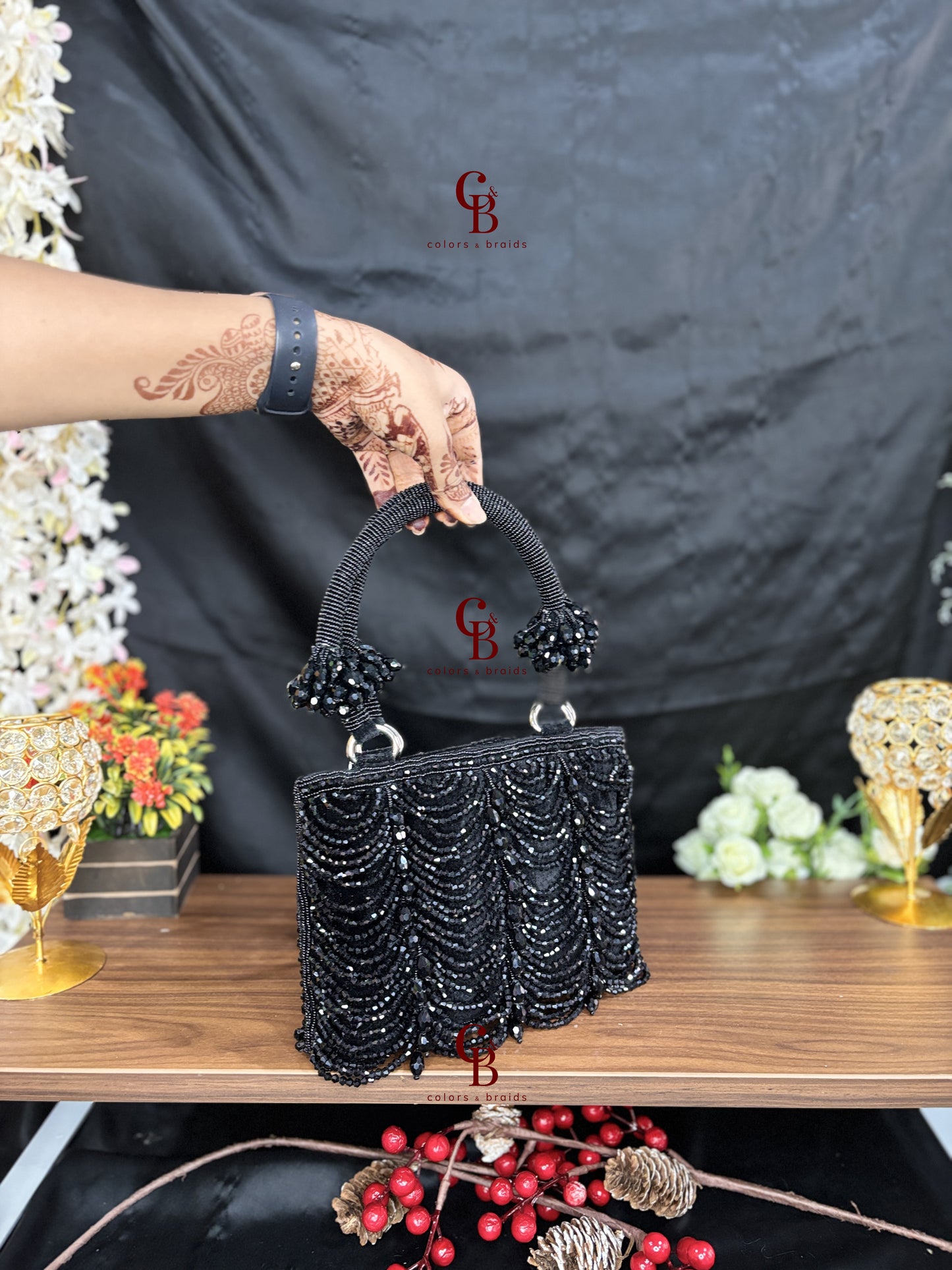 Mala Crystal Zip Potli