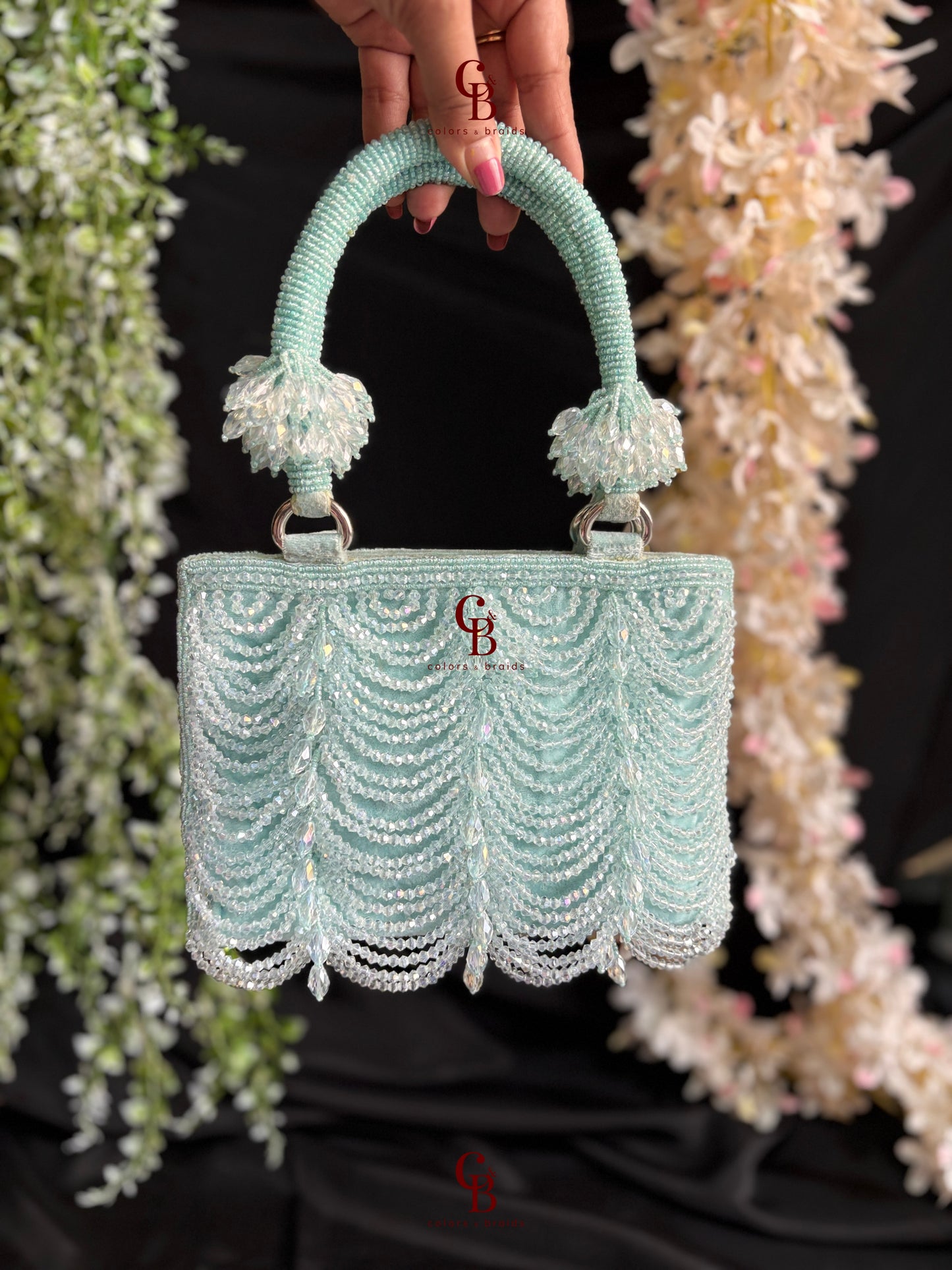 Mala Crystal Zip Potli