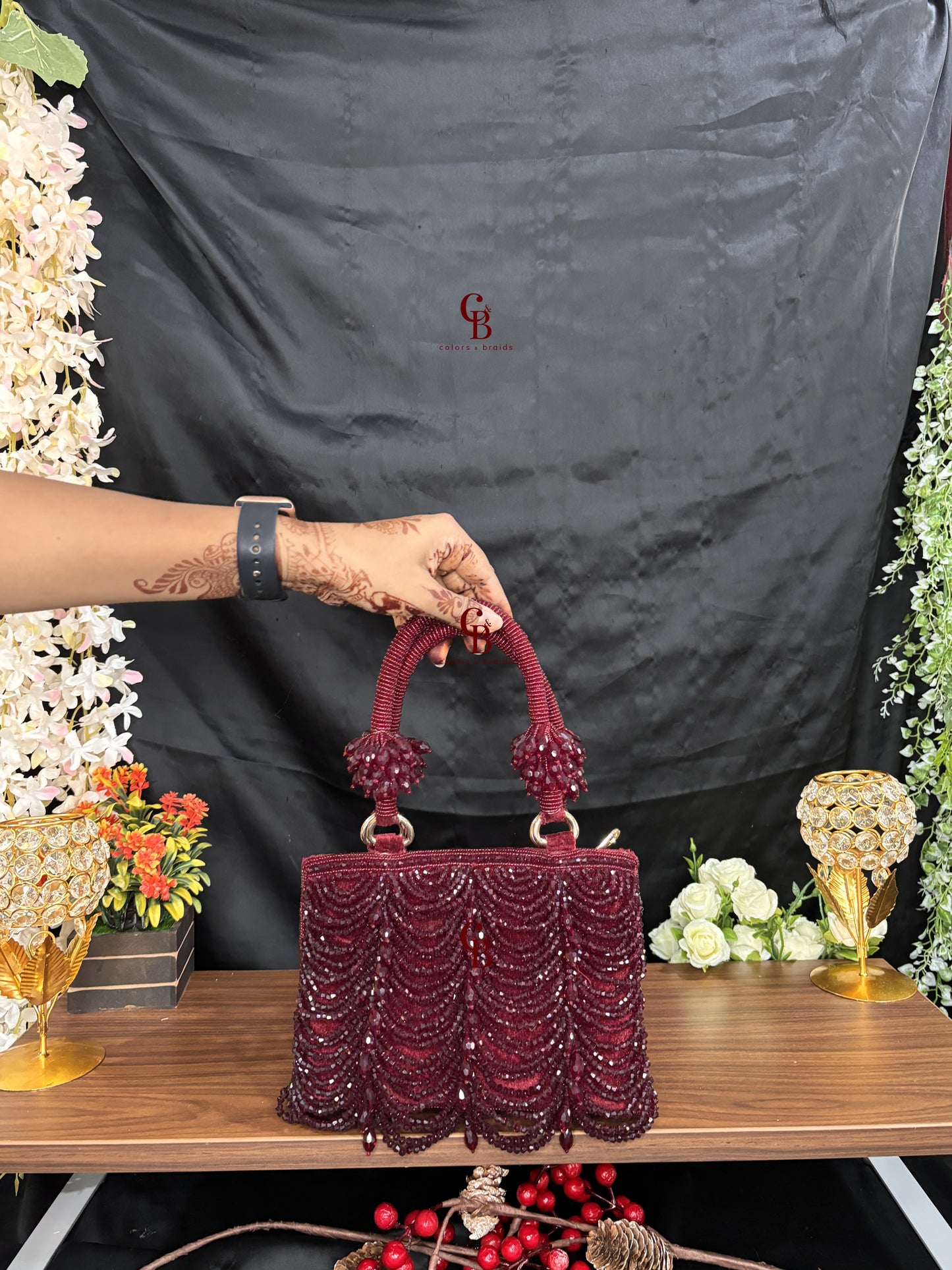 Mala Crystal Zip Potli
