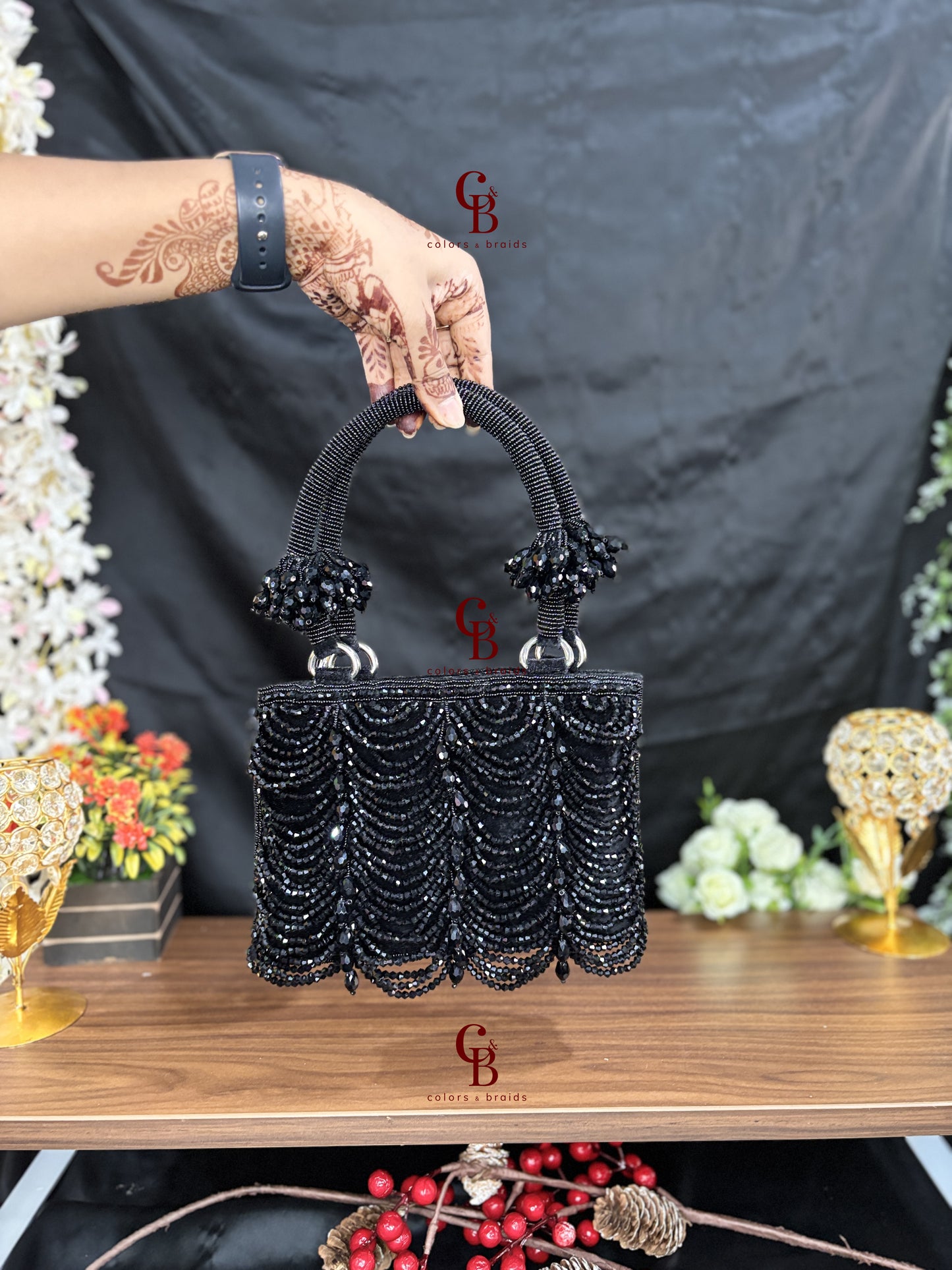 Mala Crystal Zip Potli