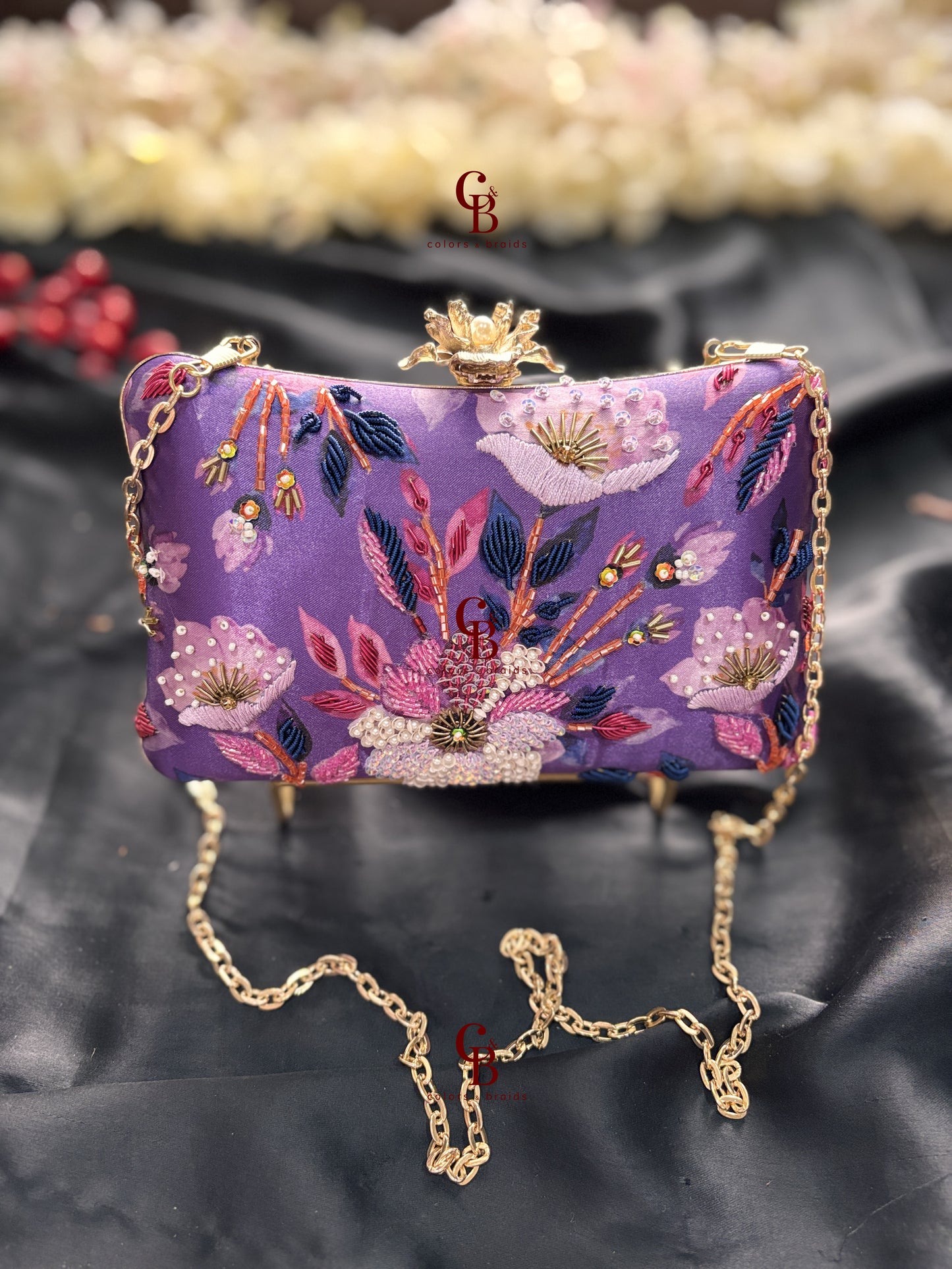 Avni Print Highlight Clutch