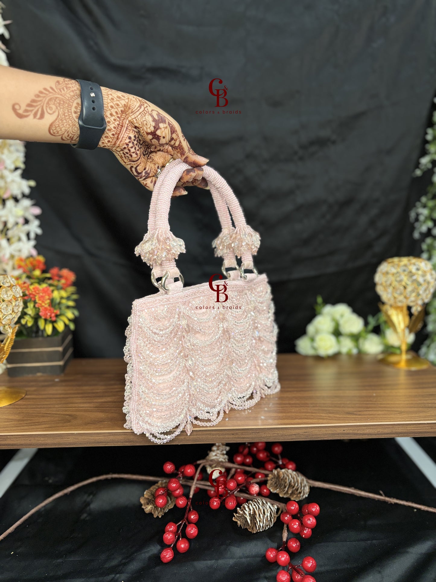 Mala Crystal Zip Potli