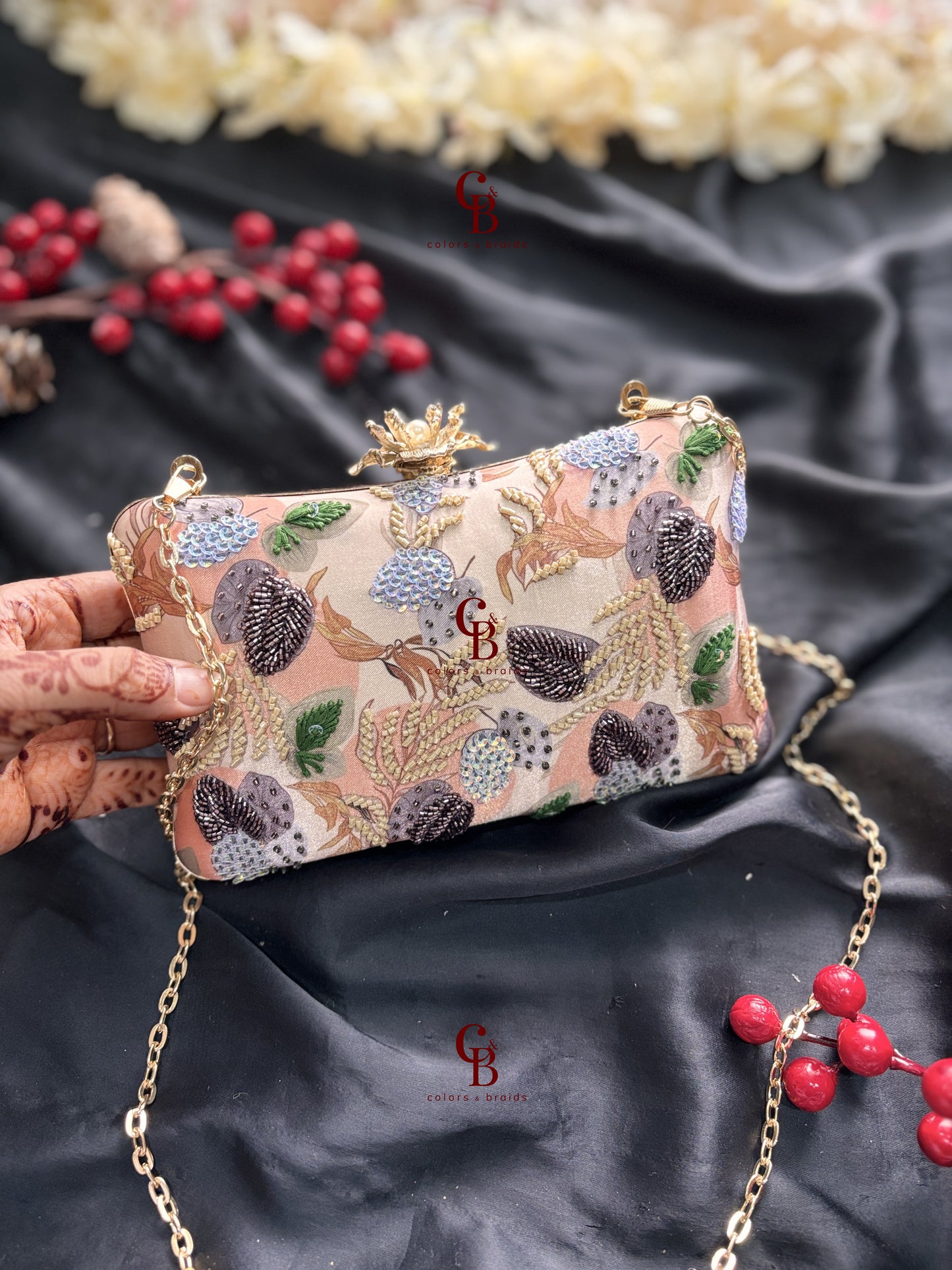 Vedika clutch