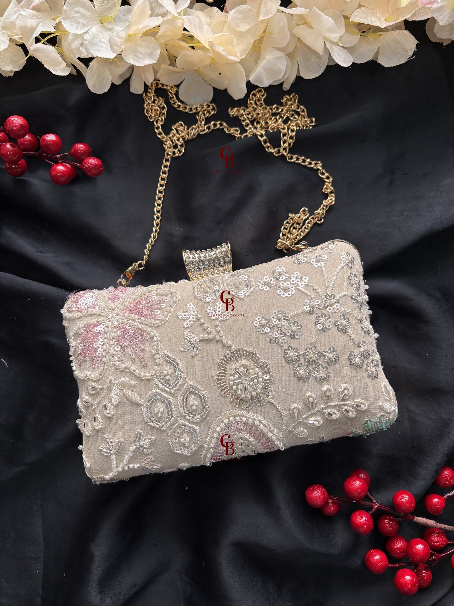 Zahra clutch