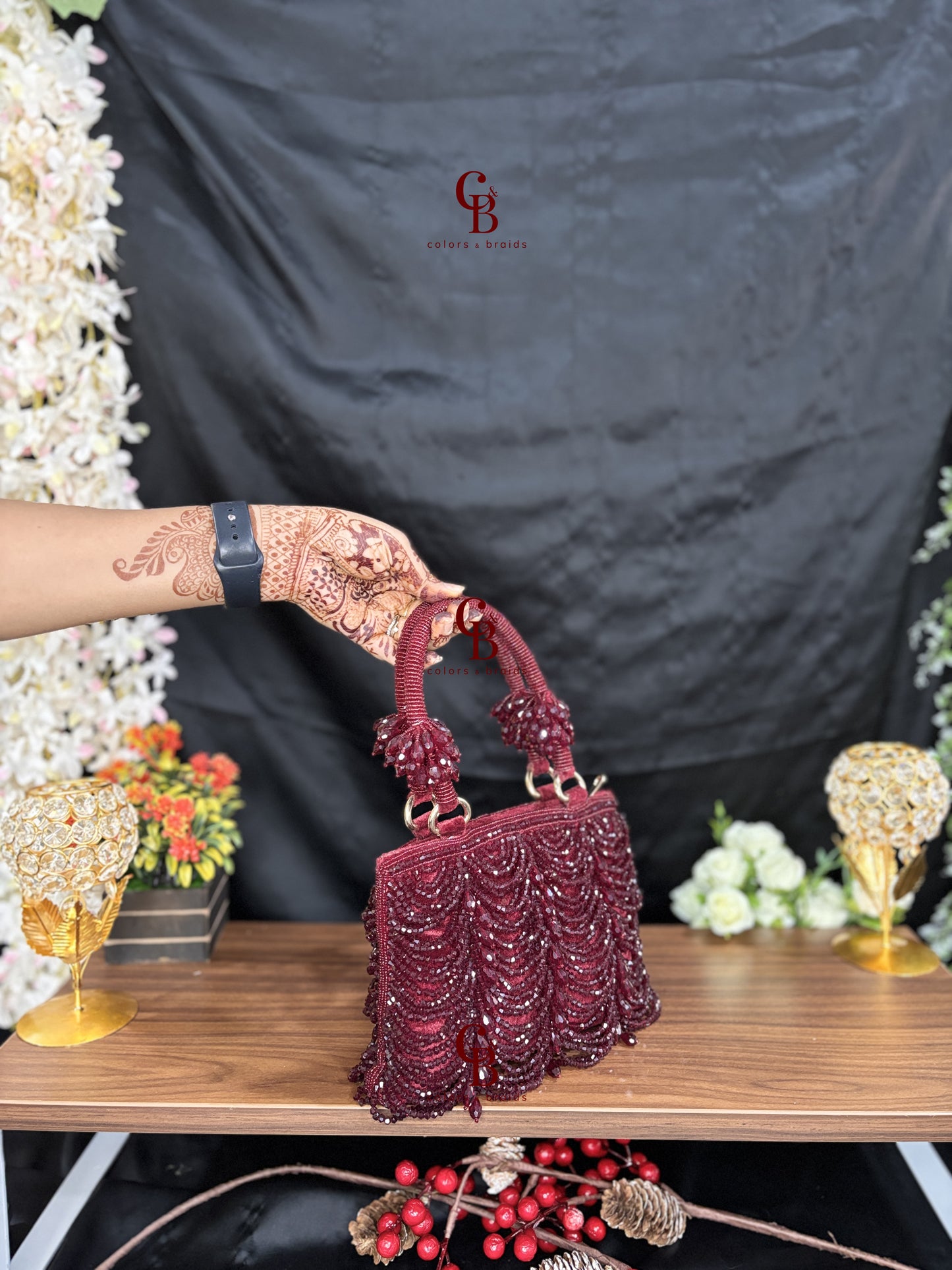 Mala Crystal Zip Potli