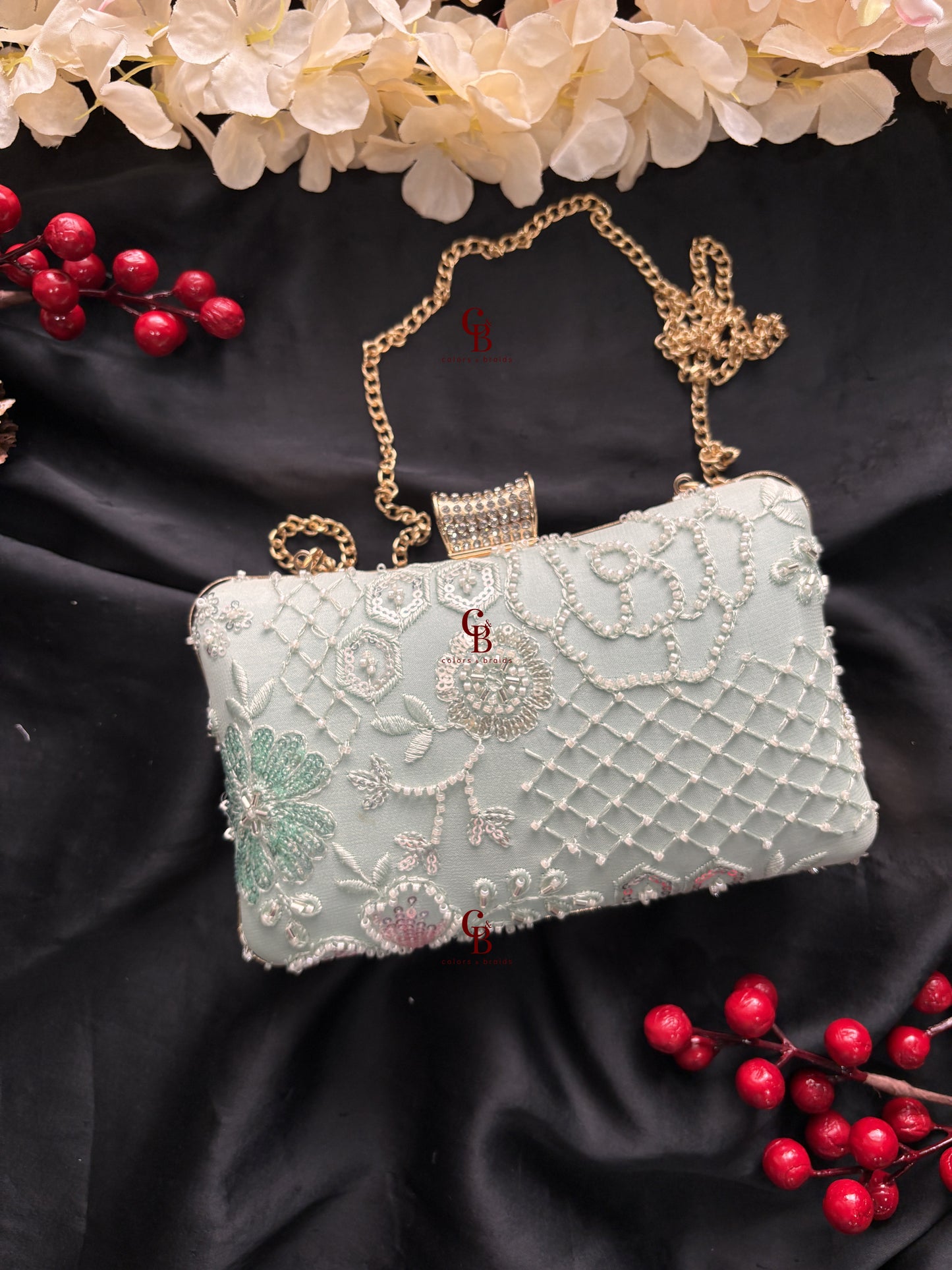 Zahra clutch