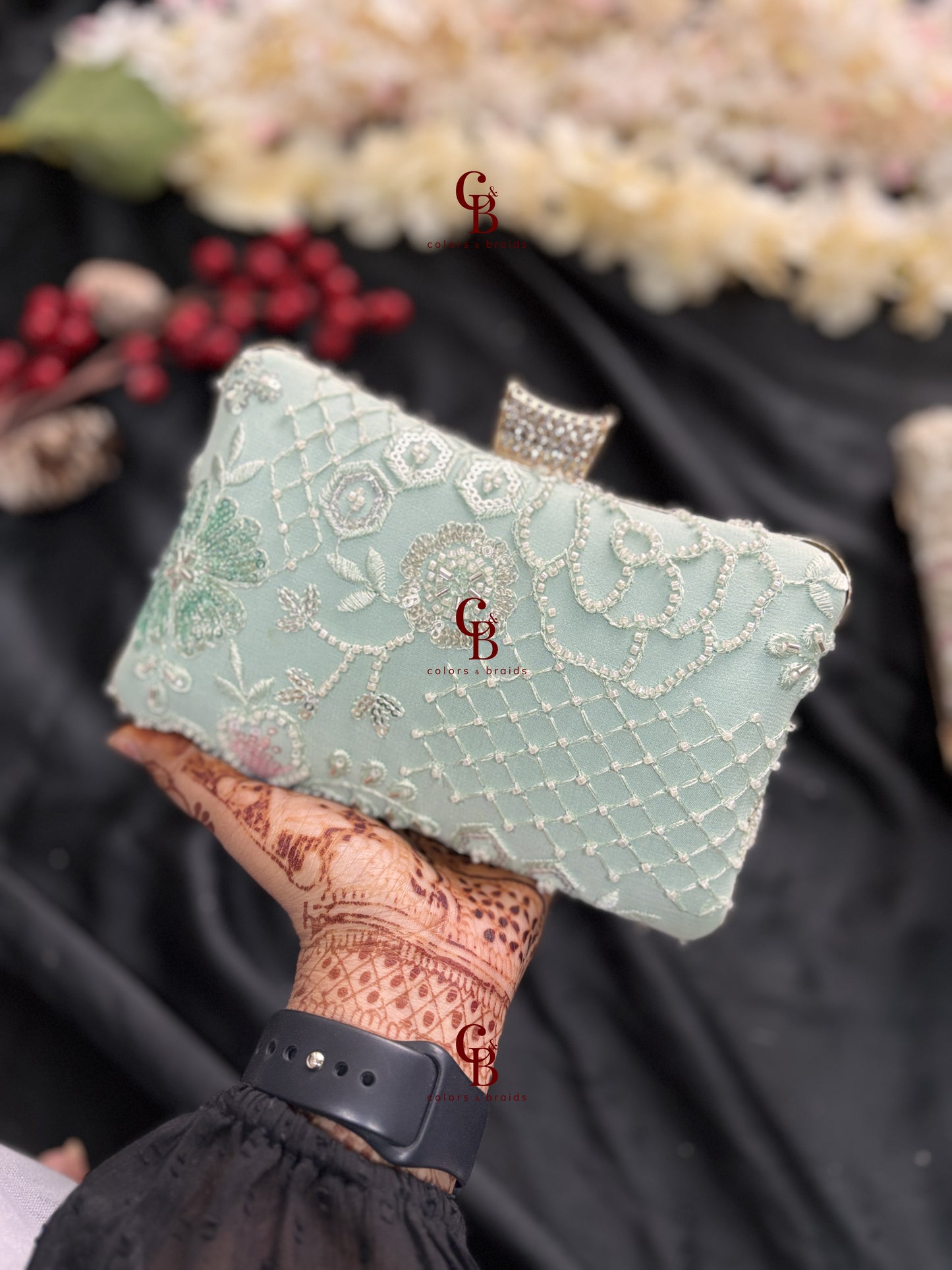 Zahra clutch