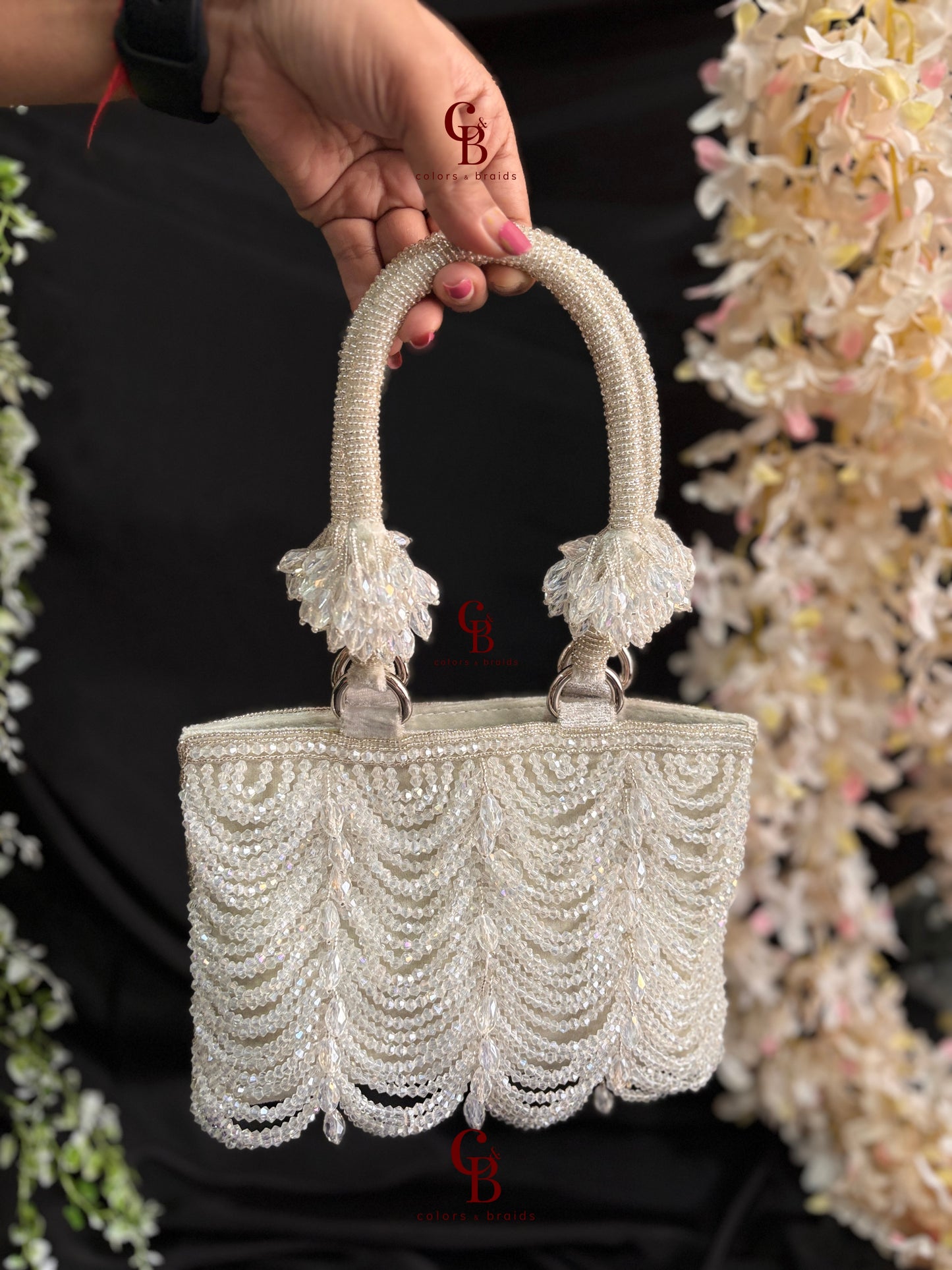 Mala Crystal Zip Potli