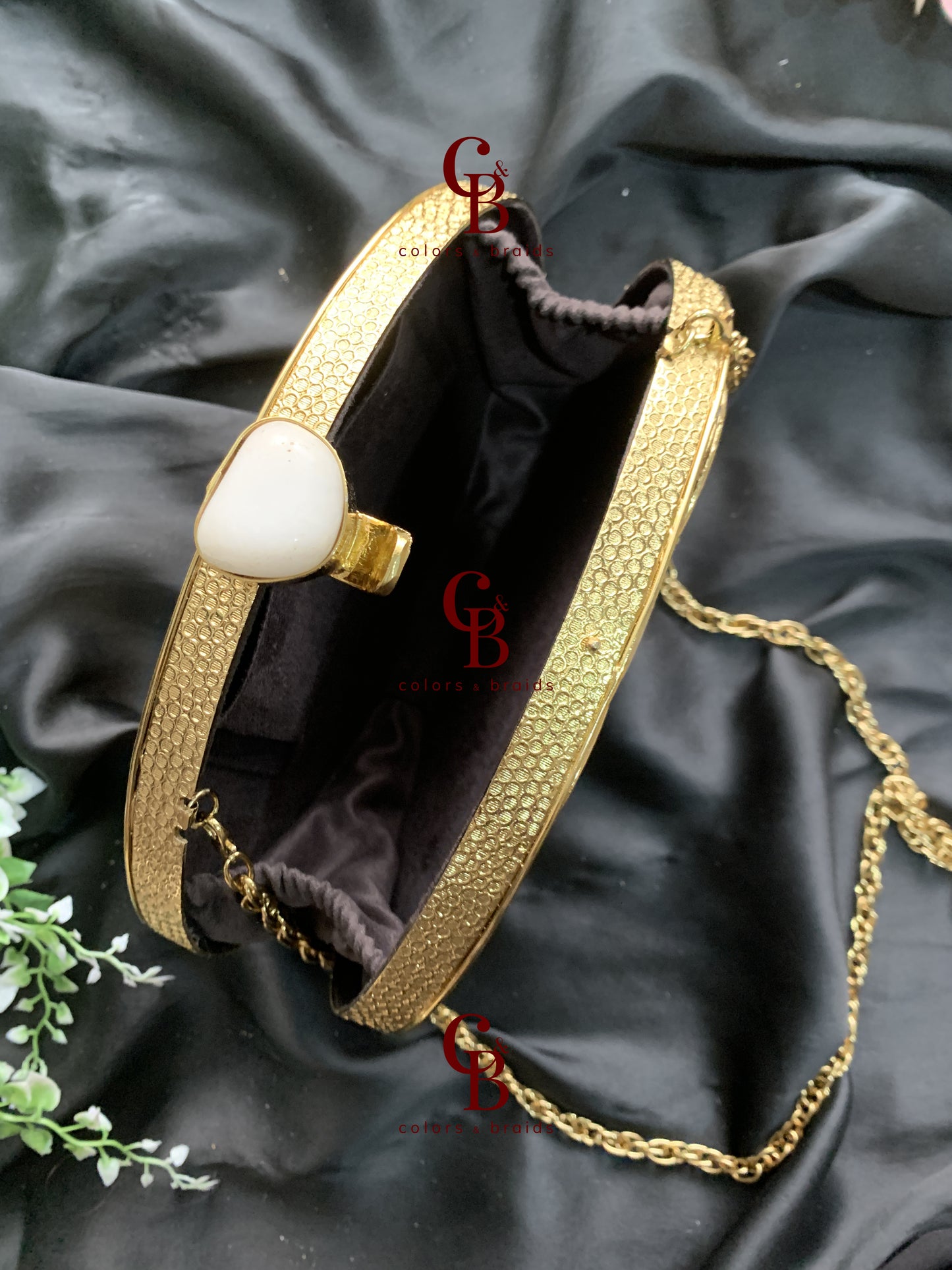 Bahaara Mother of Pearl - MOP Clutch