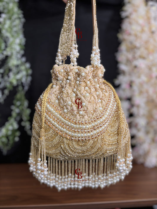 Kayra Light Gold Potli