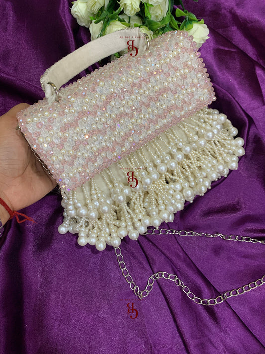 Noor Flap Clutch