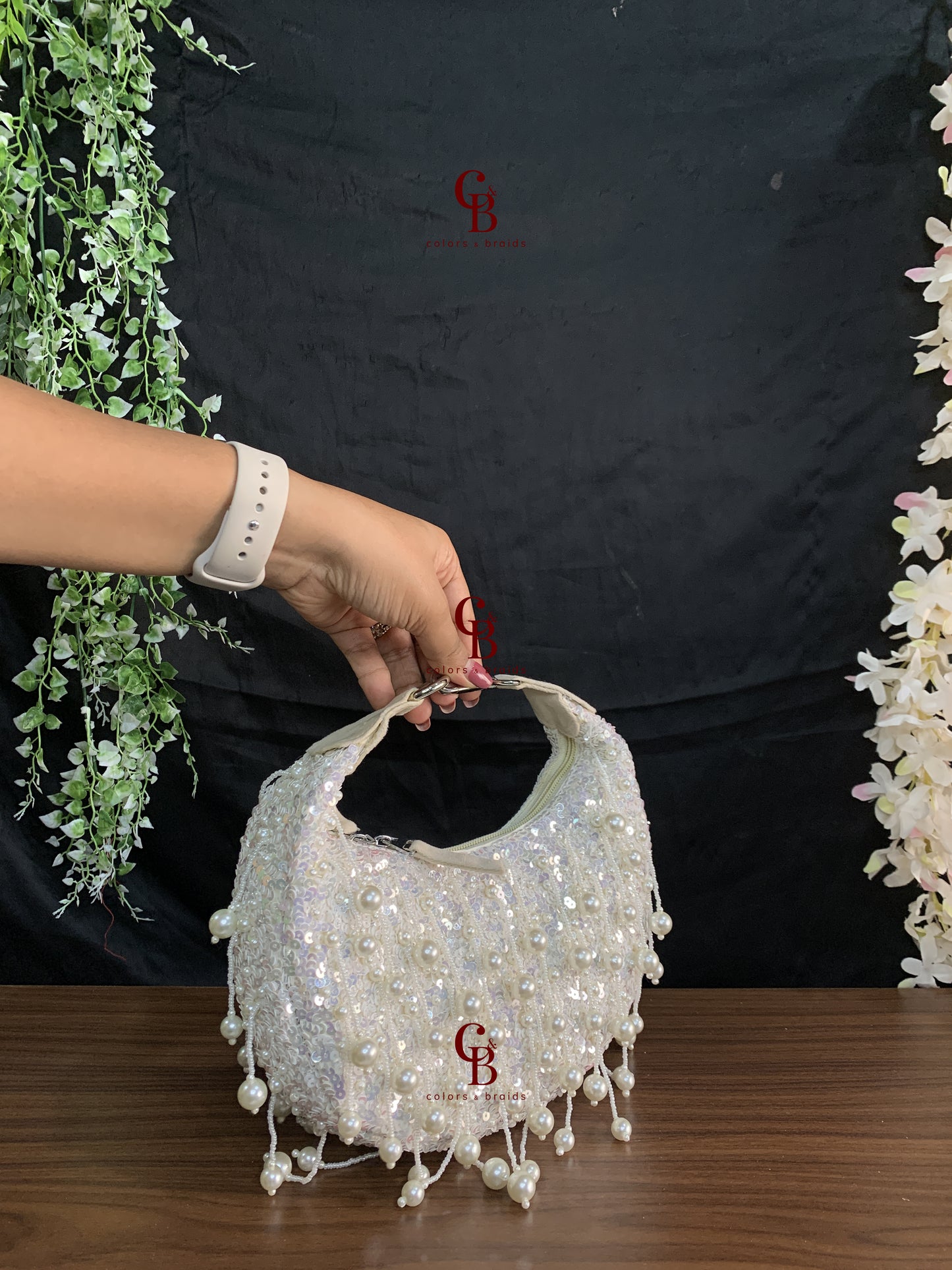 Chand Pearl Potli