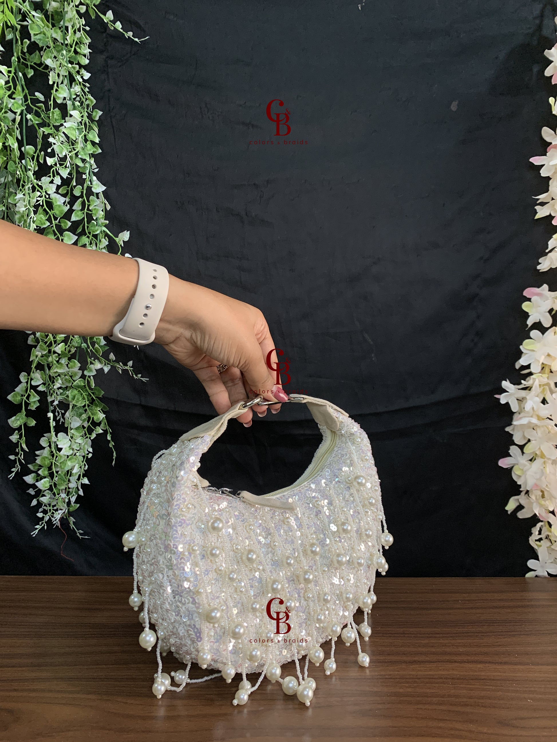Chand Pearl Potli