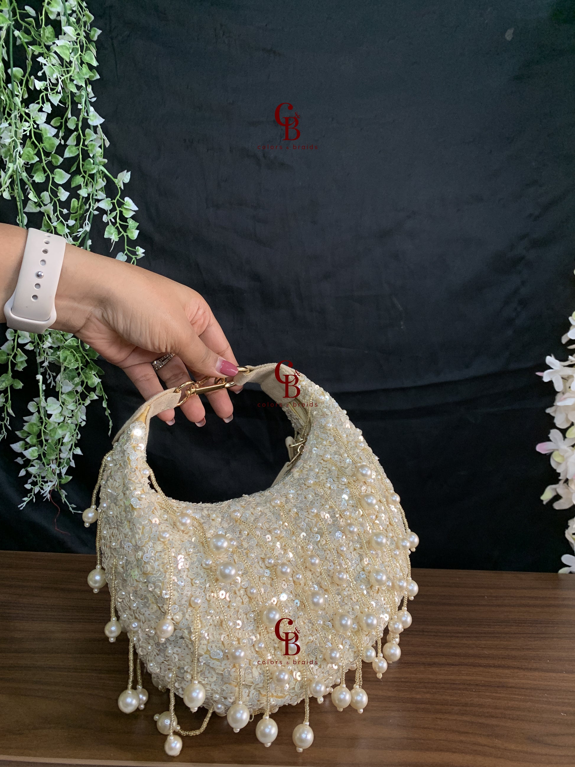 Chand Pearl Potli