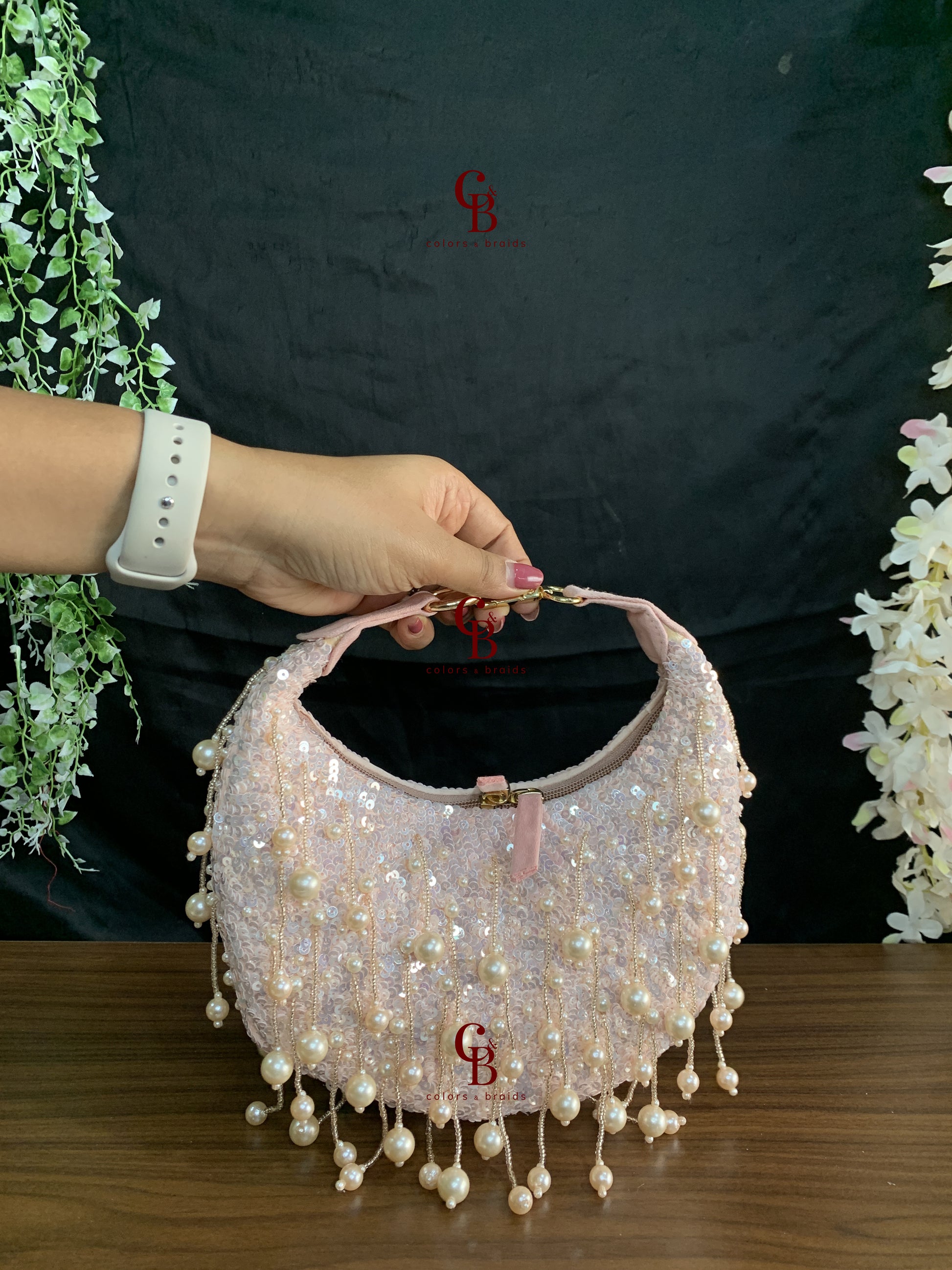 Chand Pearl Potli