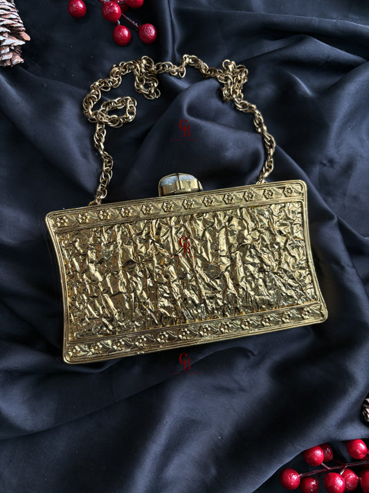 Regal Curve MOP - Mother of Pearl Clutch