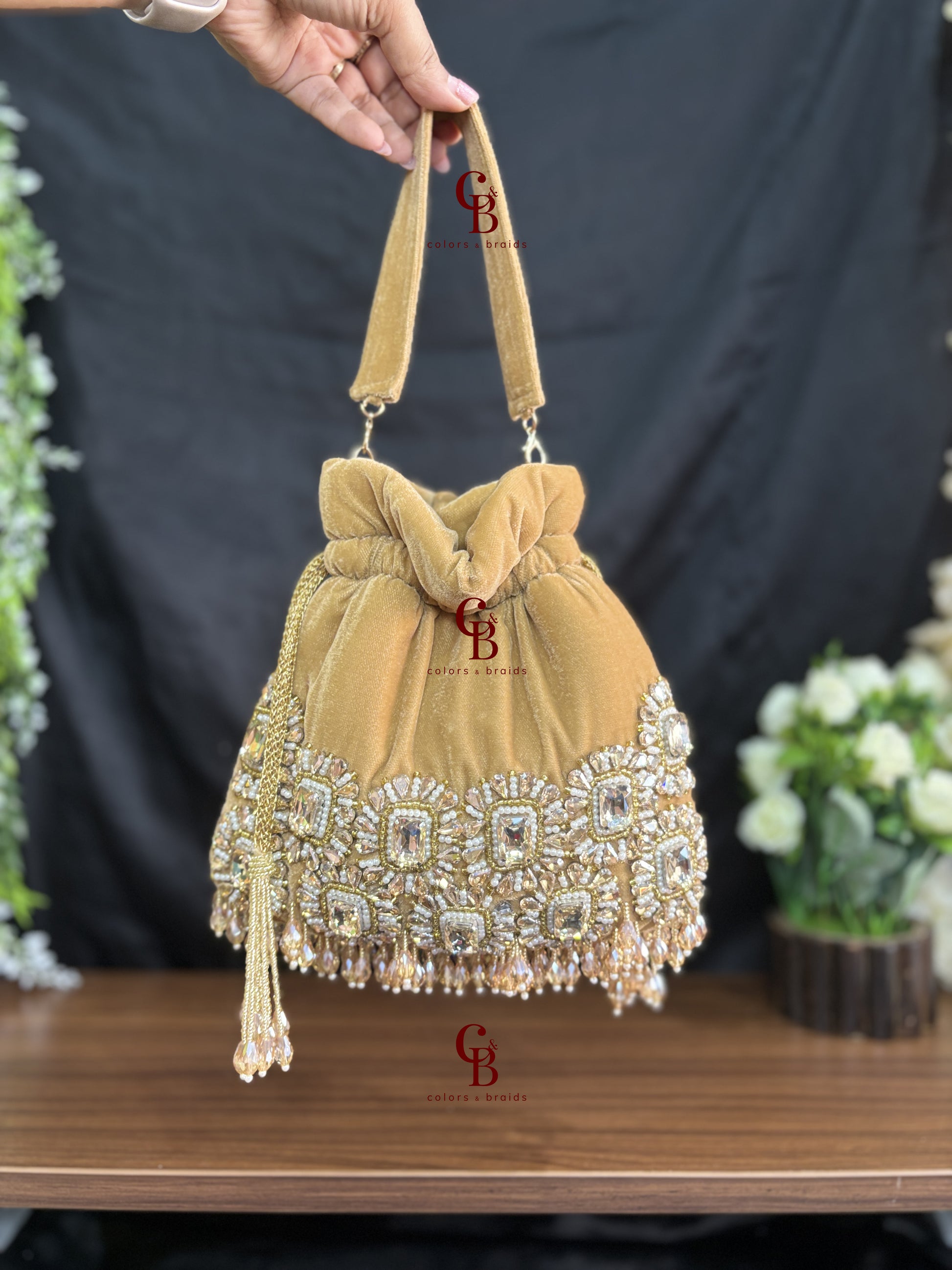 Gulzar Crystal Wedding Potli
