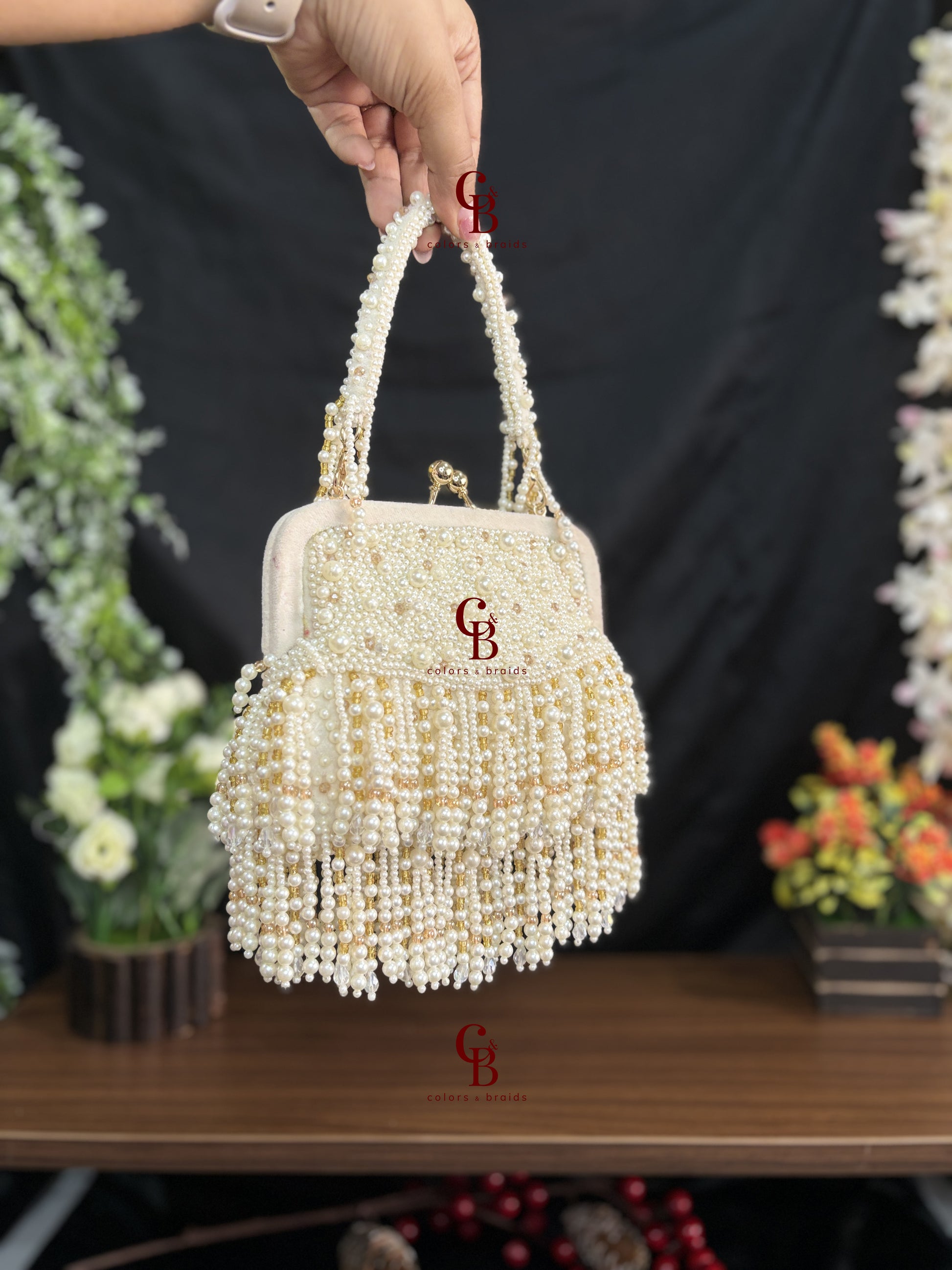 Mumtaz Pearl Batua Bag
