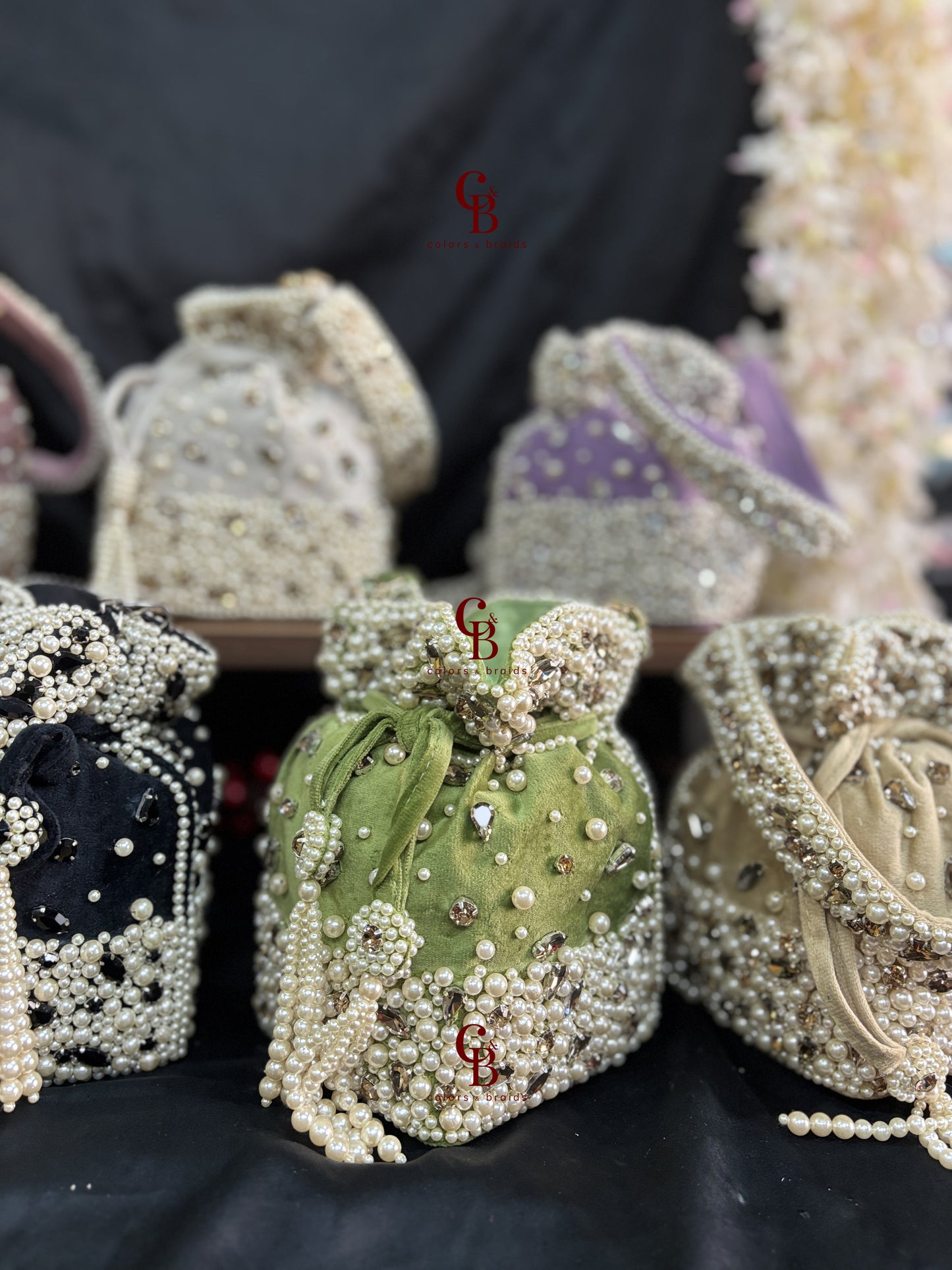 Aarya Pearl Crystal Potli