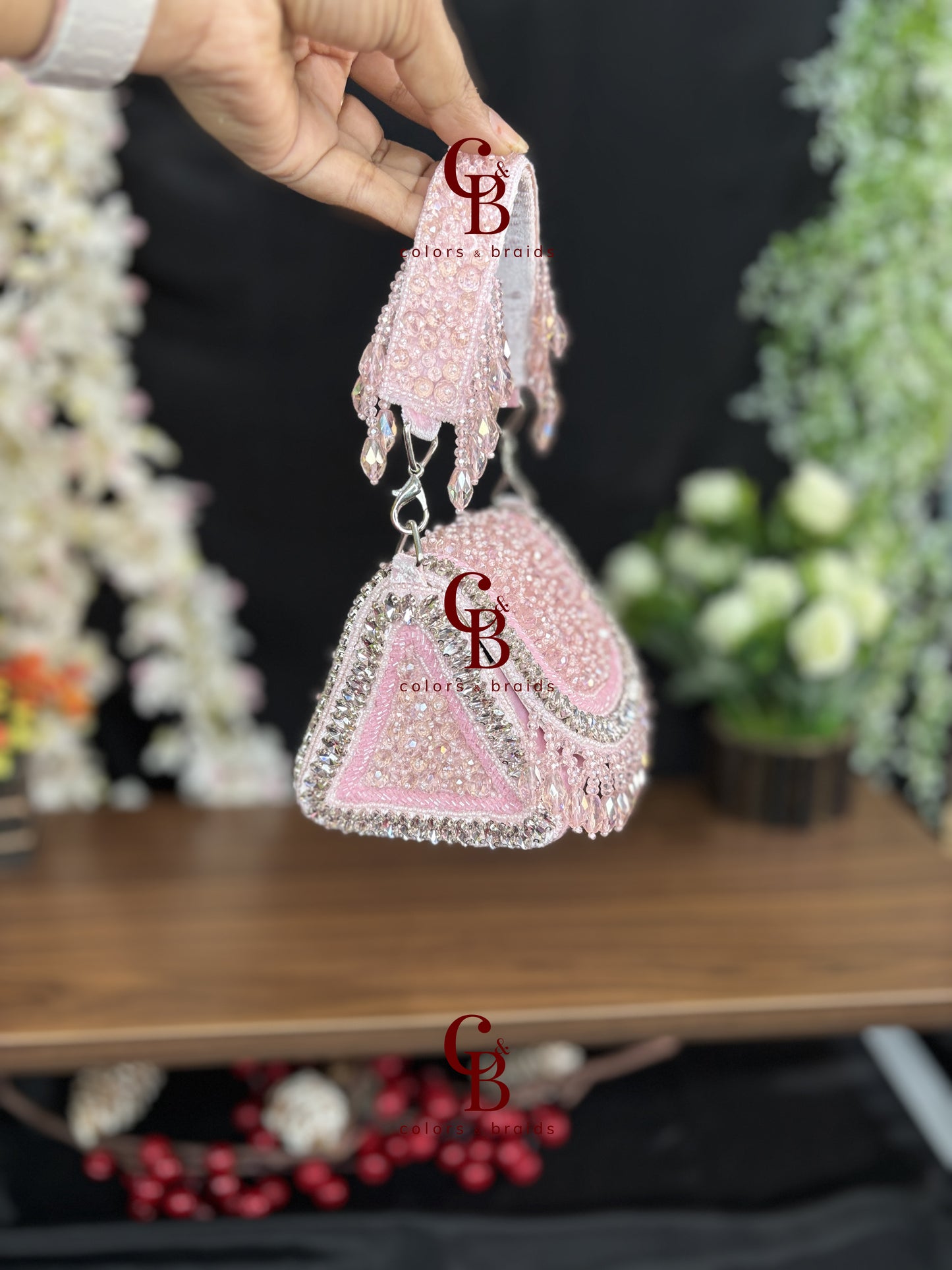 Crystal Triangular Flaps Mini