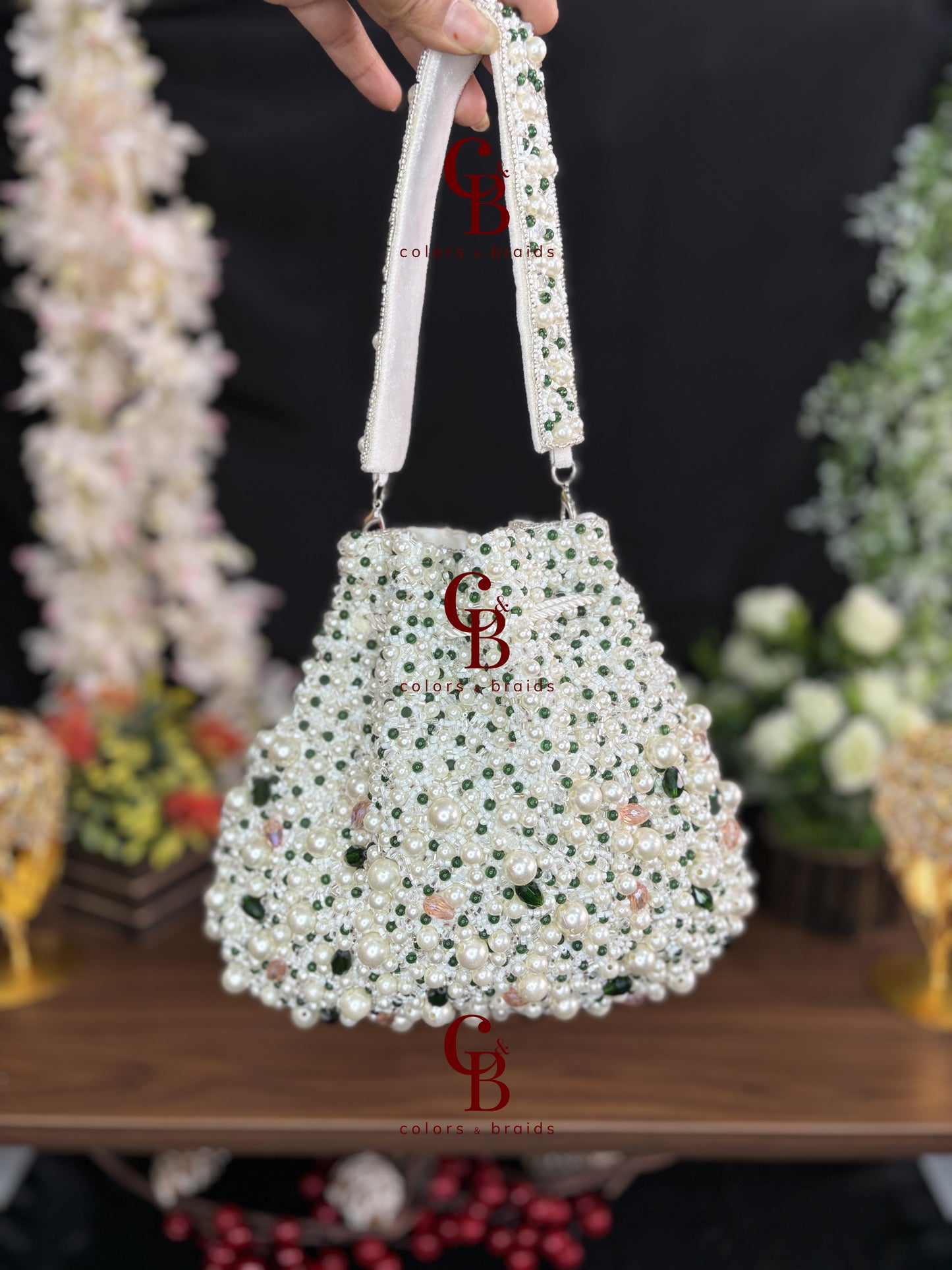 Pearl Bloom Potli
