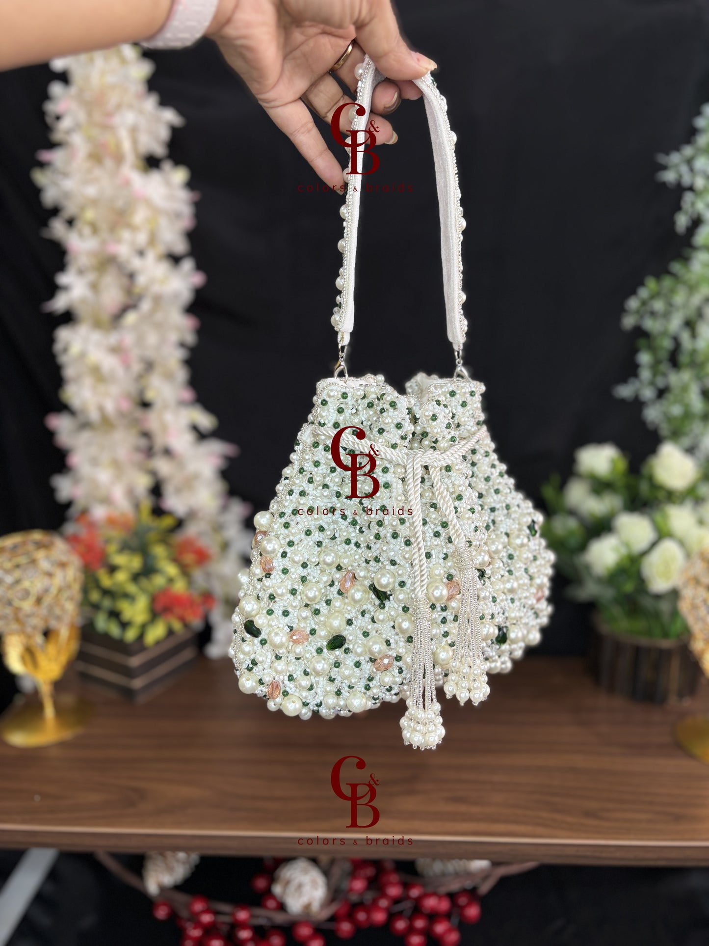 Pearl Bloom Potli