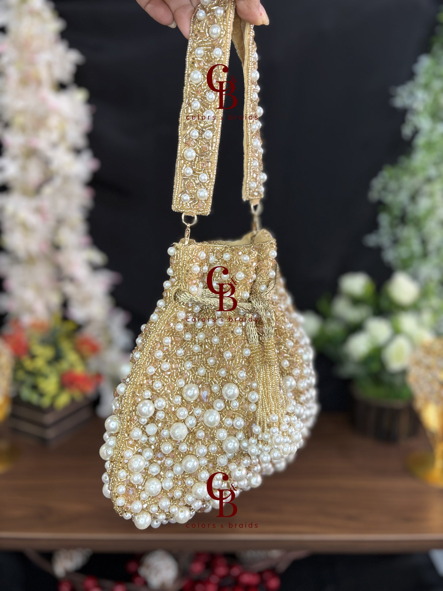 Pearl Bloom Potli