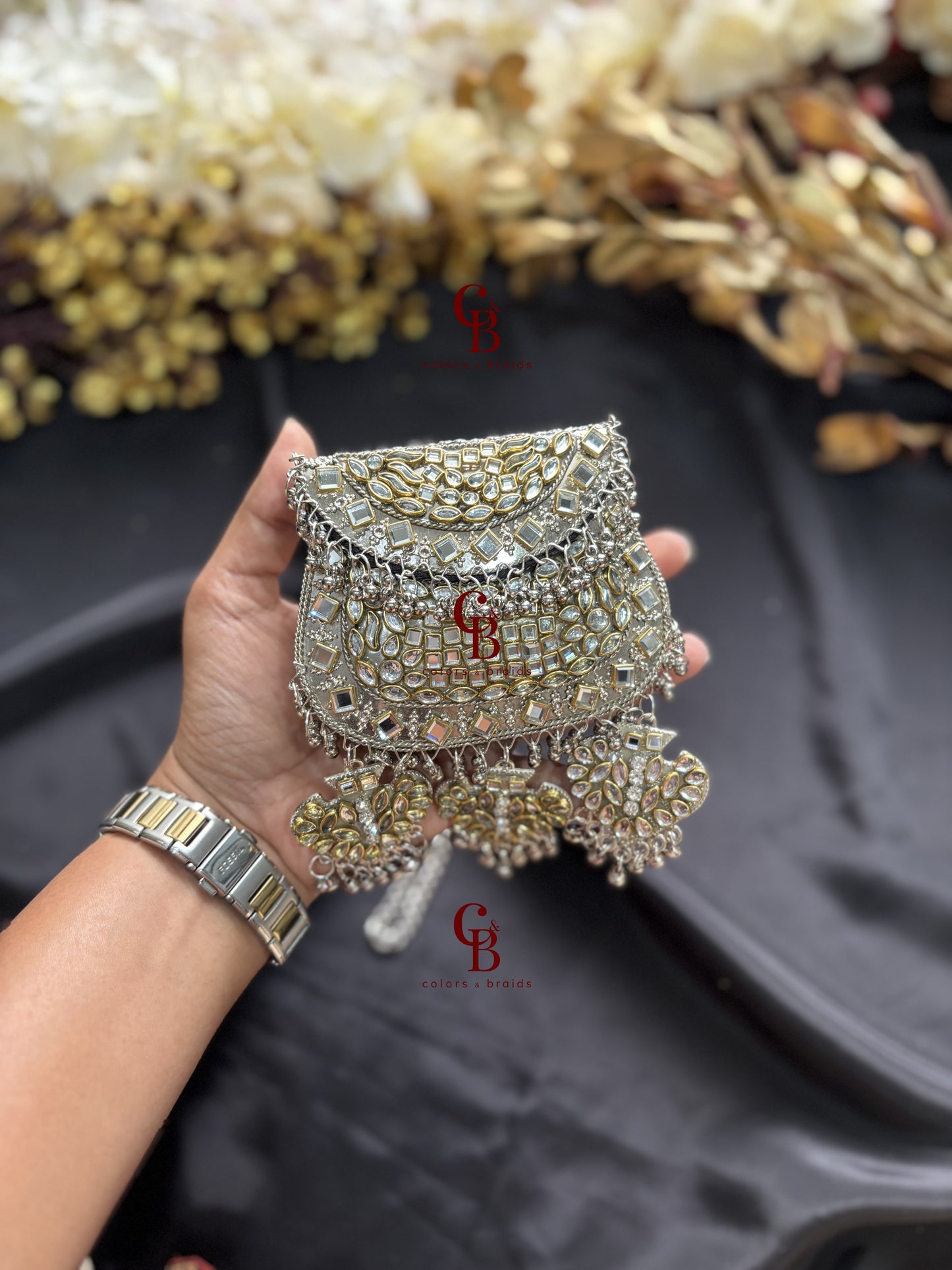 Classic Ghungroo Kundan Clutch (With Ghungroo Sound)