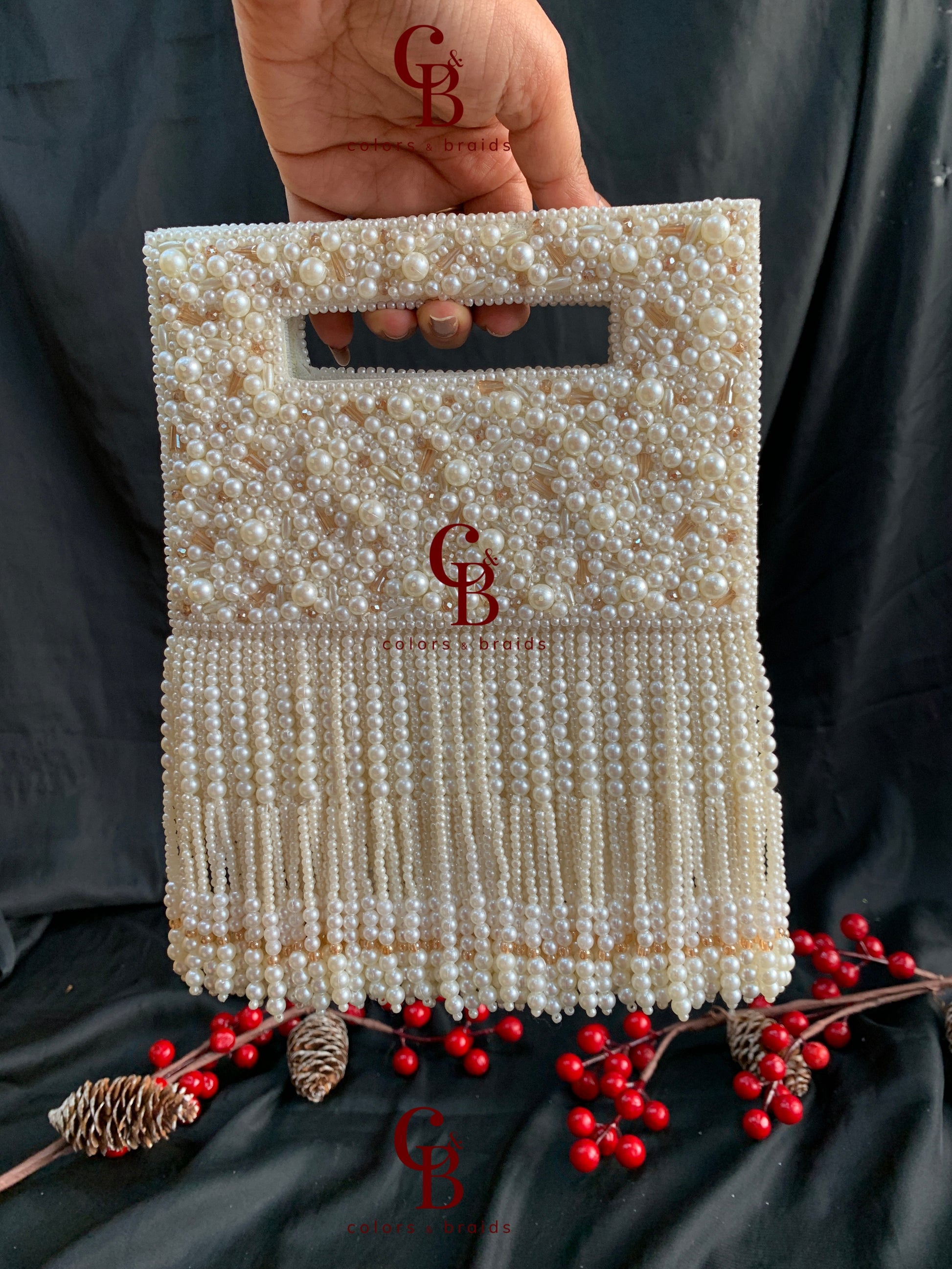 Mahira Pearl Clutch