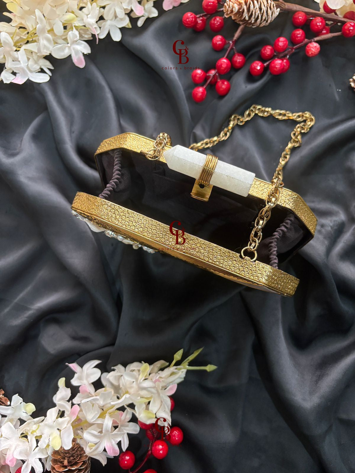 Naira MOP Clutch