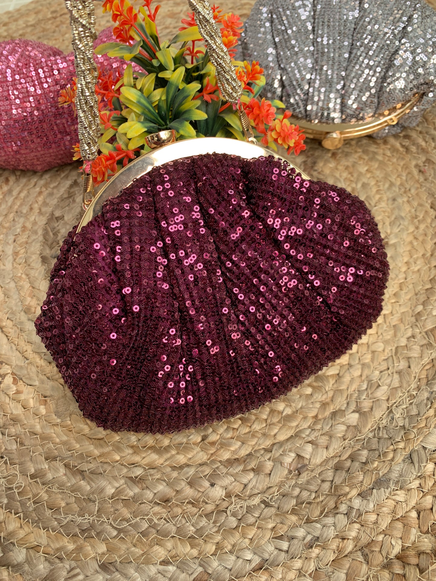 Sequin Batua