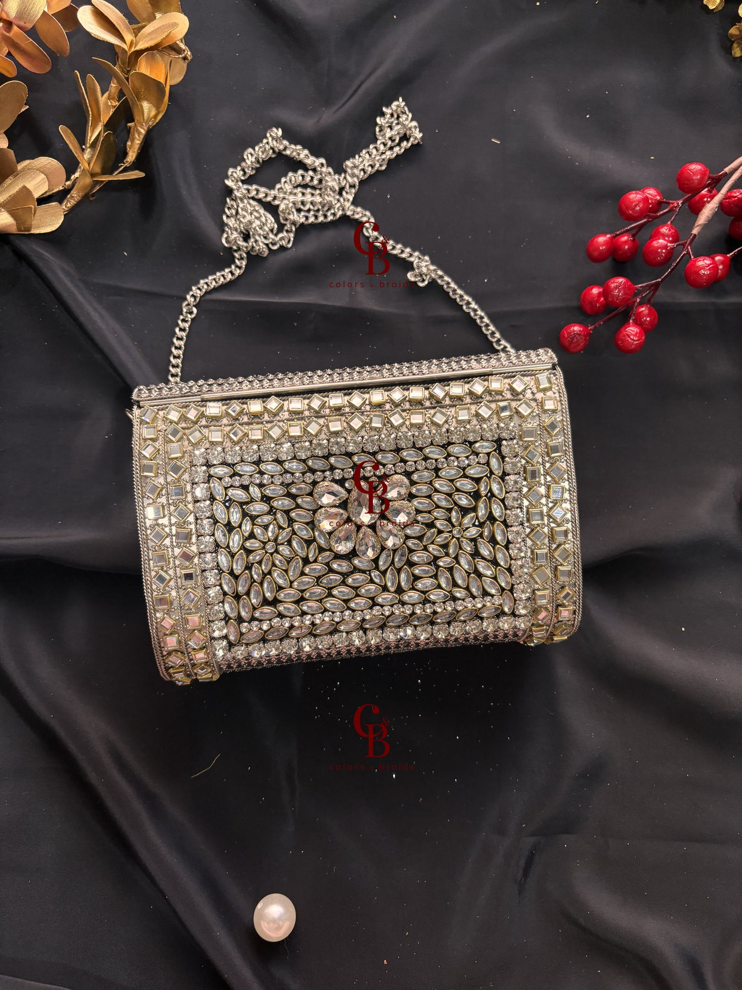 Alira Kundan Clutch in Silver