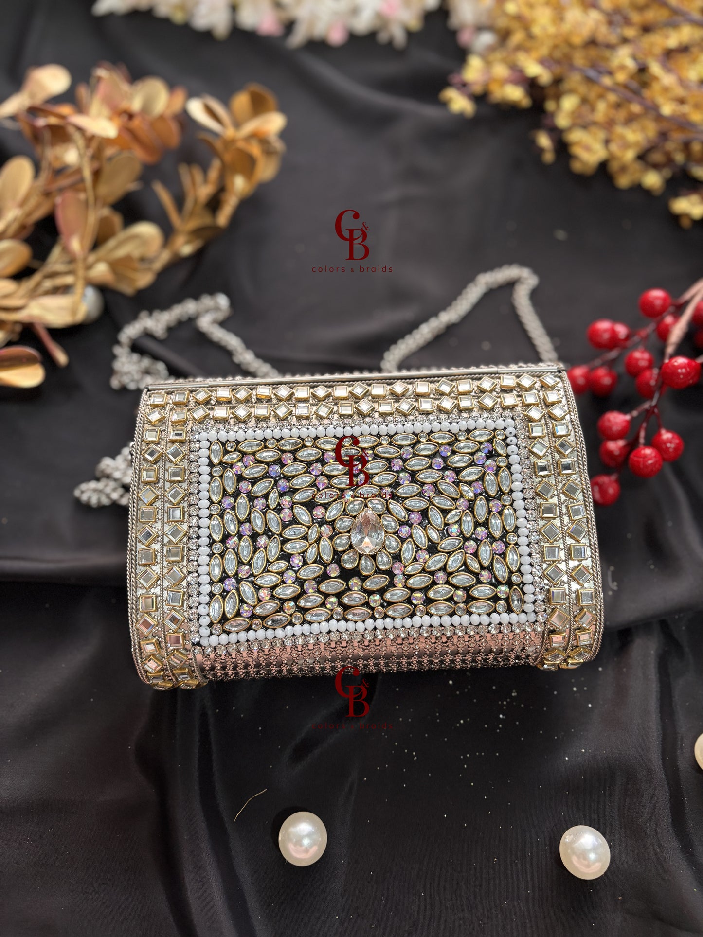 Isla Silver Kundan Clutch