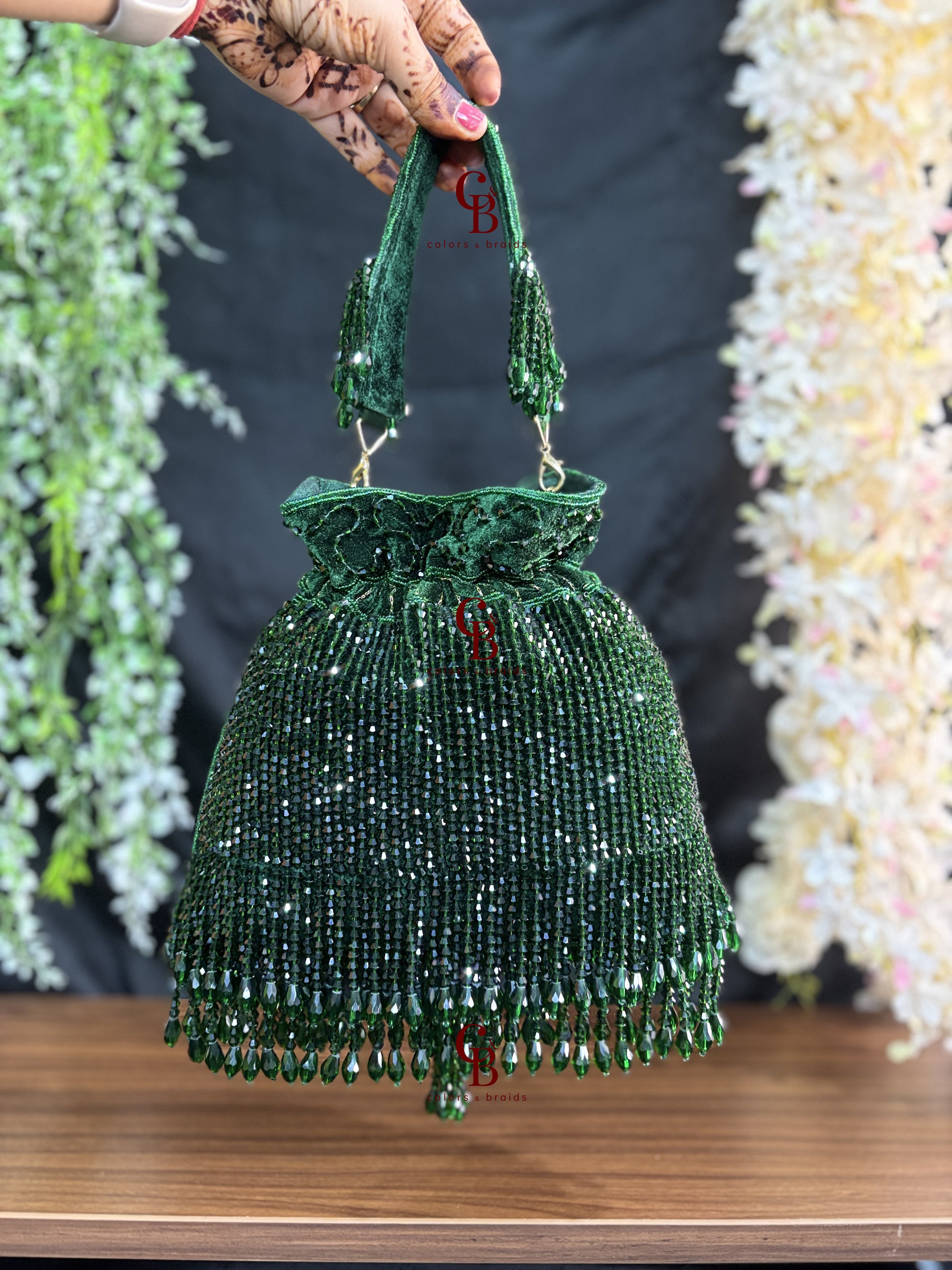 All over Crystal Droplets potli