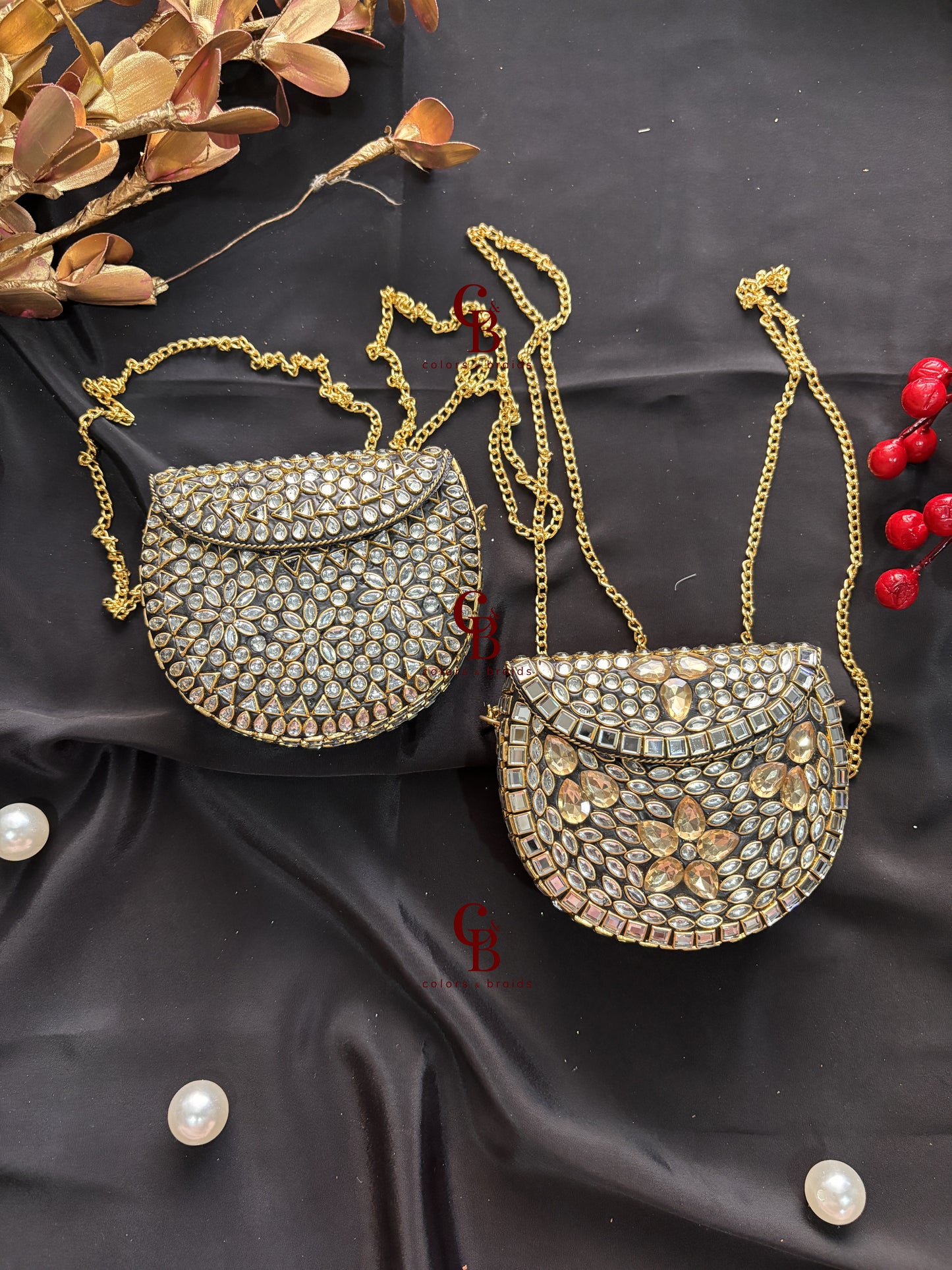 Anika Kundan Clutch