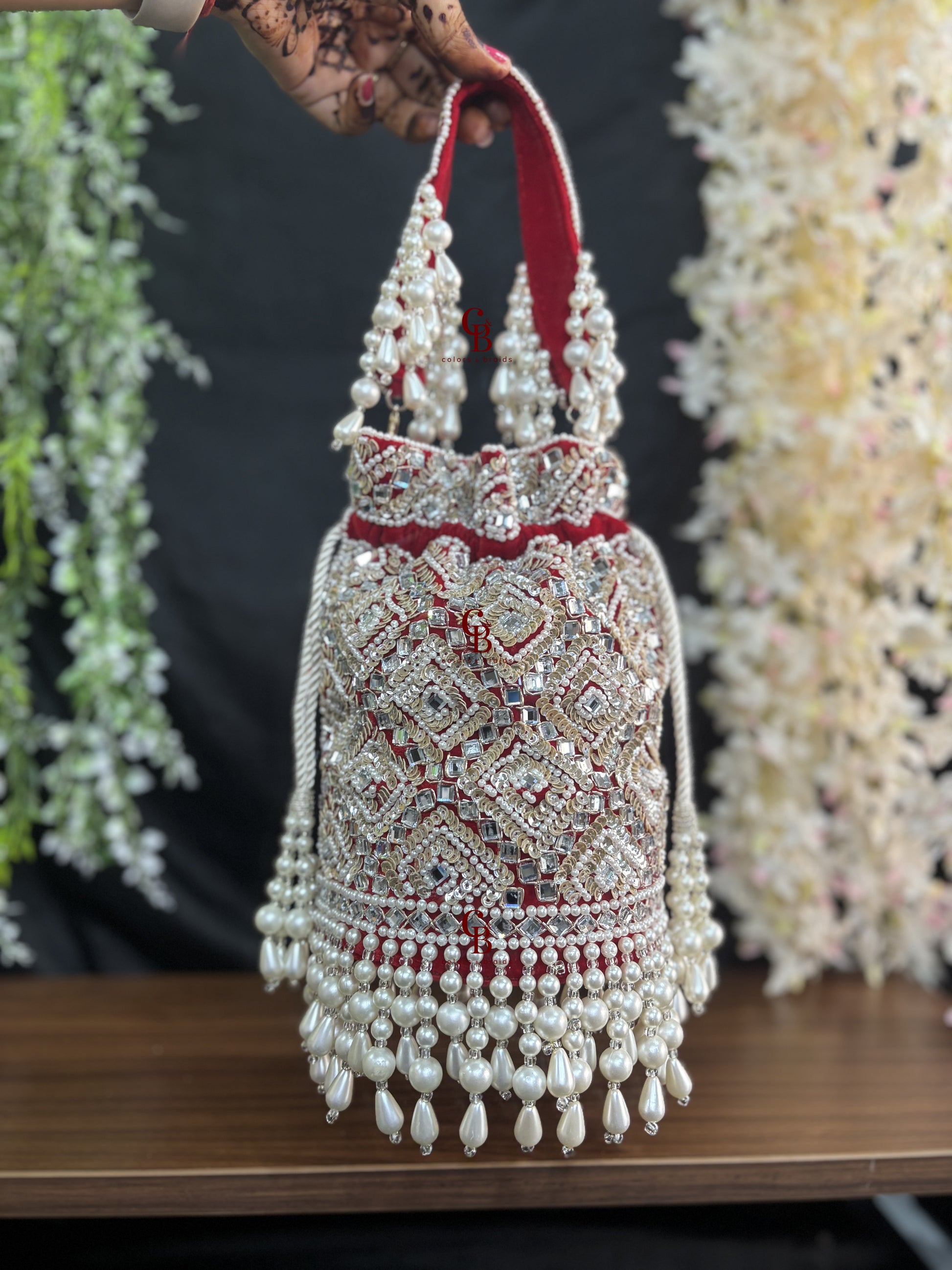 Ruhaani Mirror Potli now in 3 Colors - Gold, Red and Black