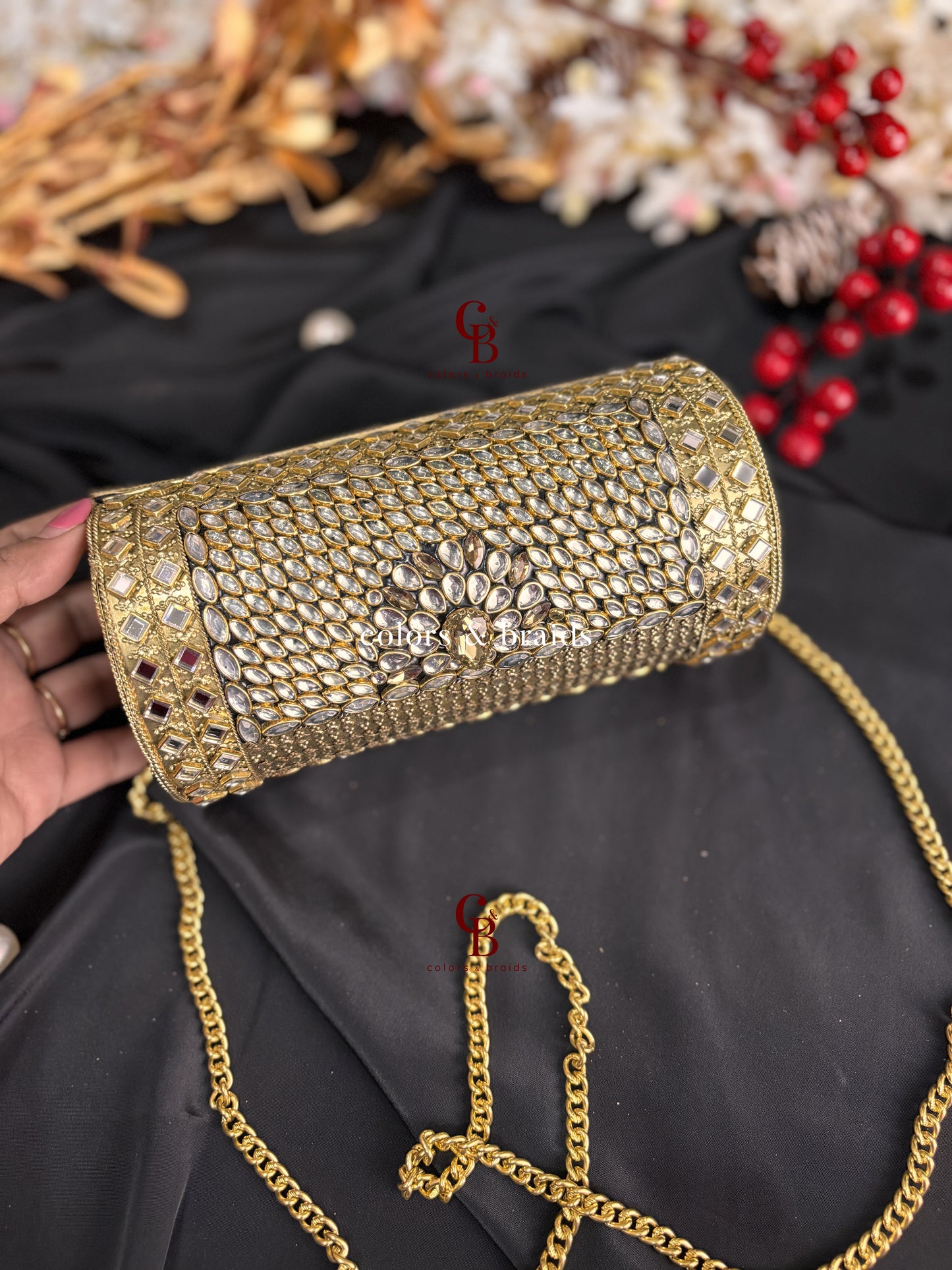 Zohra Kundan Clutch