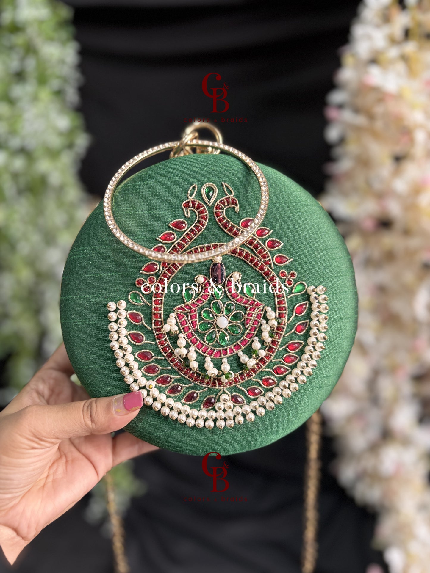 Maya Kundan Round Clutch